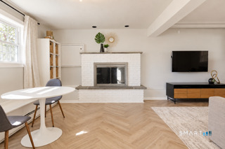 9 Lawrence Street photo 31