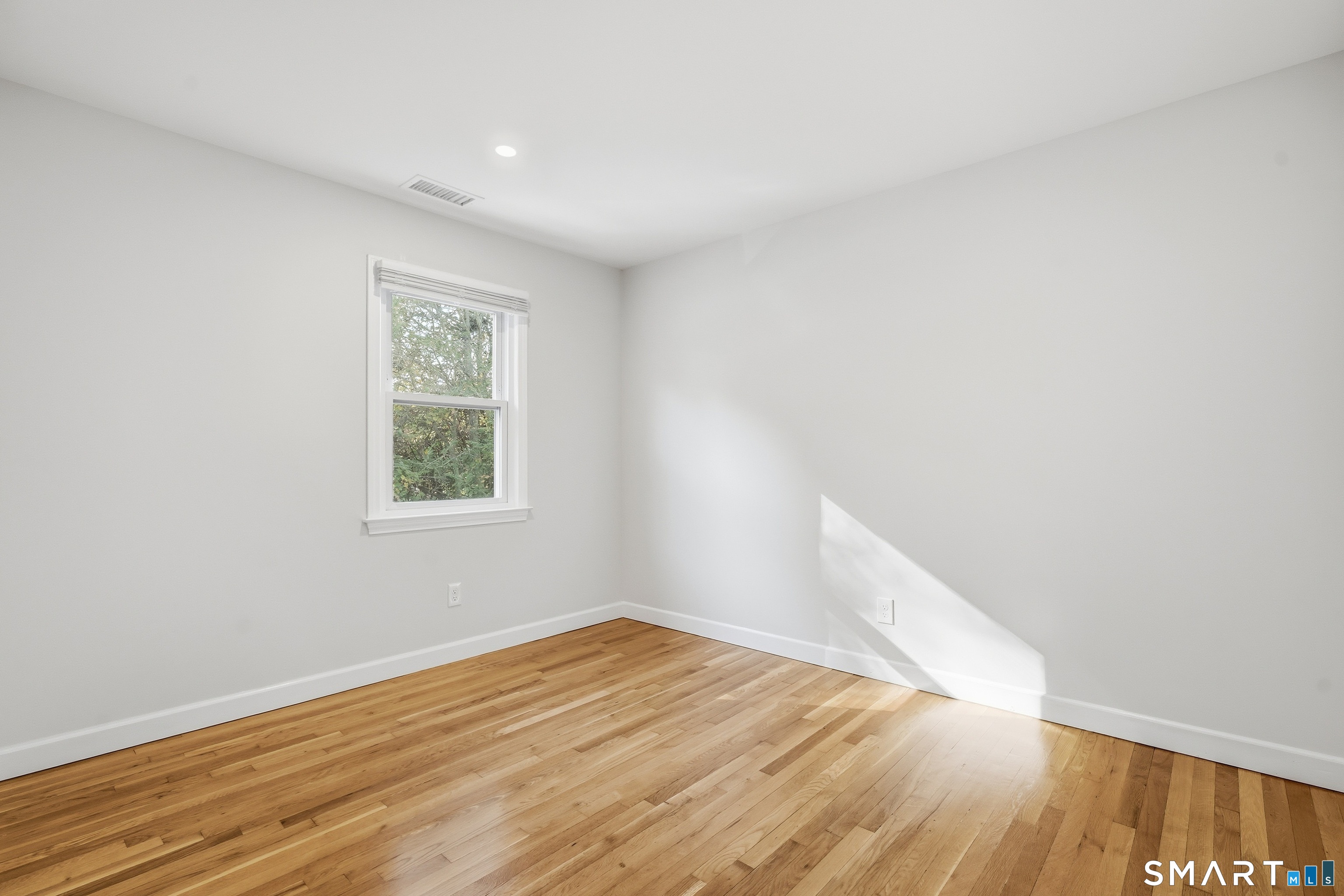 59 Clinton Avenue photo 13