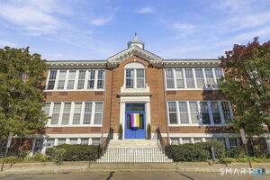 35 Bridge Street, Unit 107