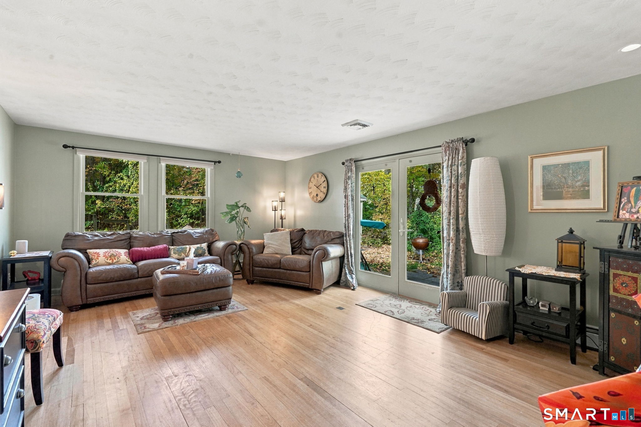 24 Raymond Road photo 12