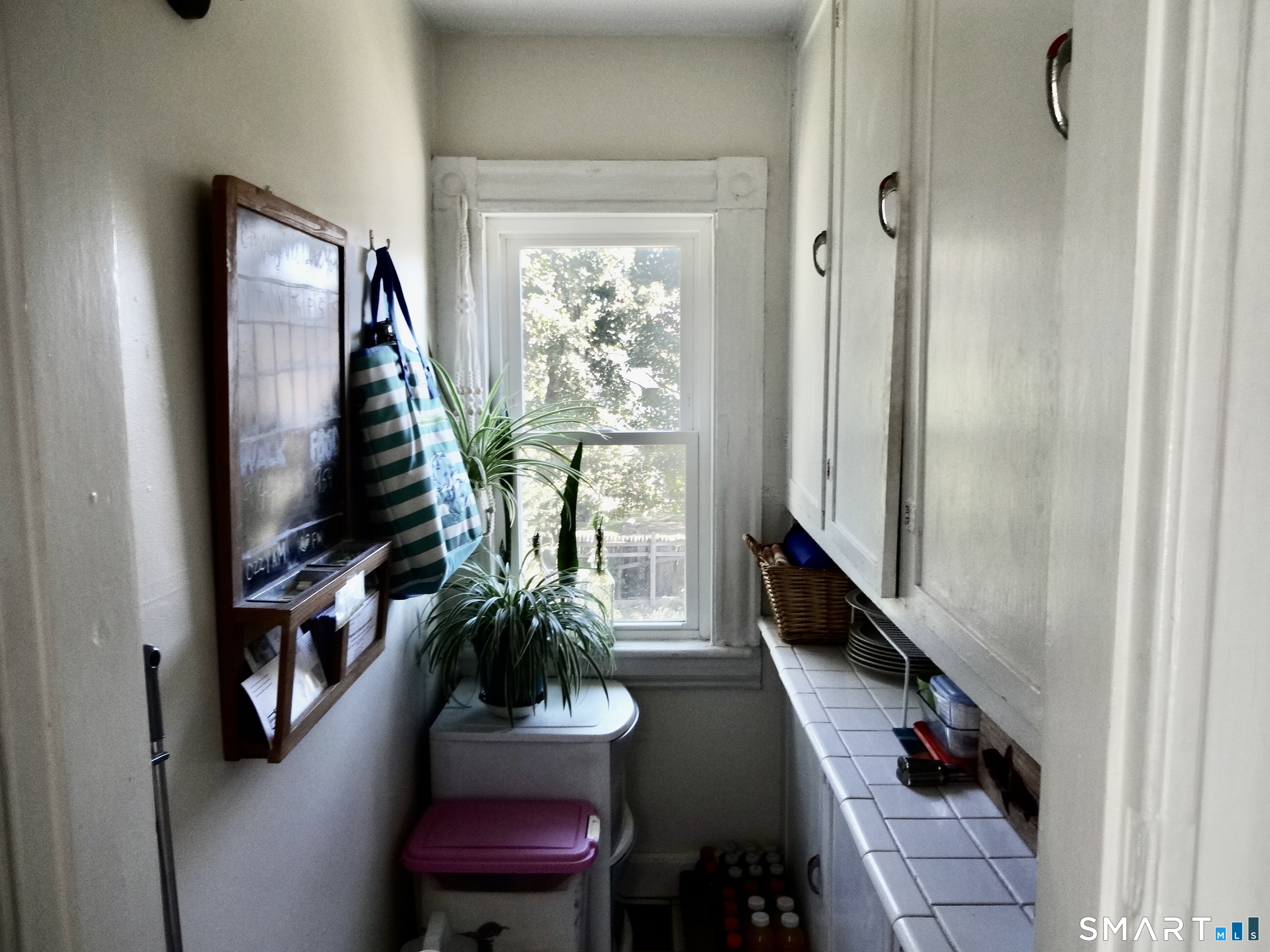 160 Morehouse Street photo 27