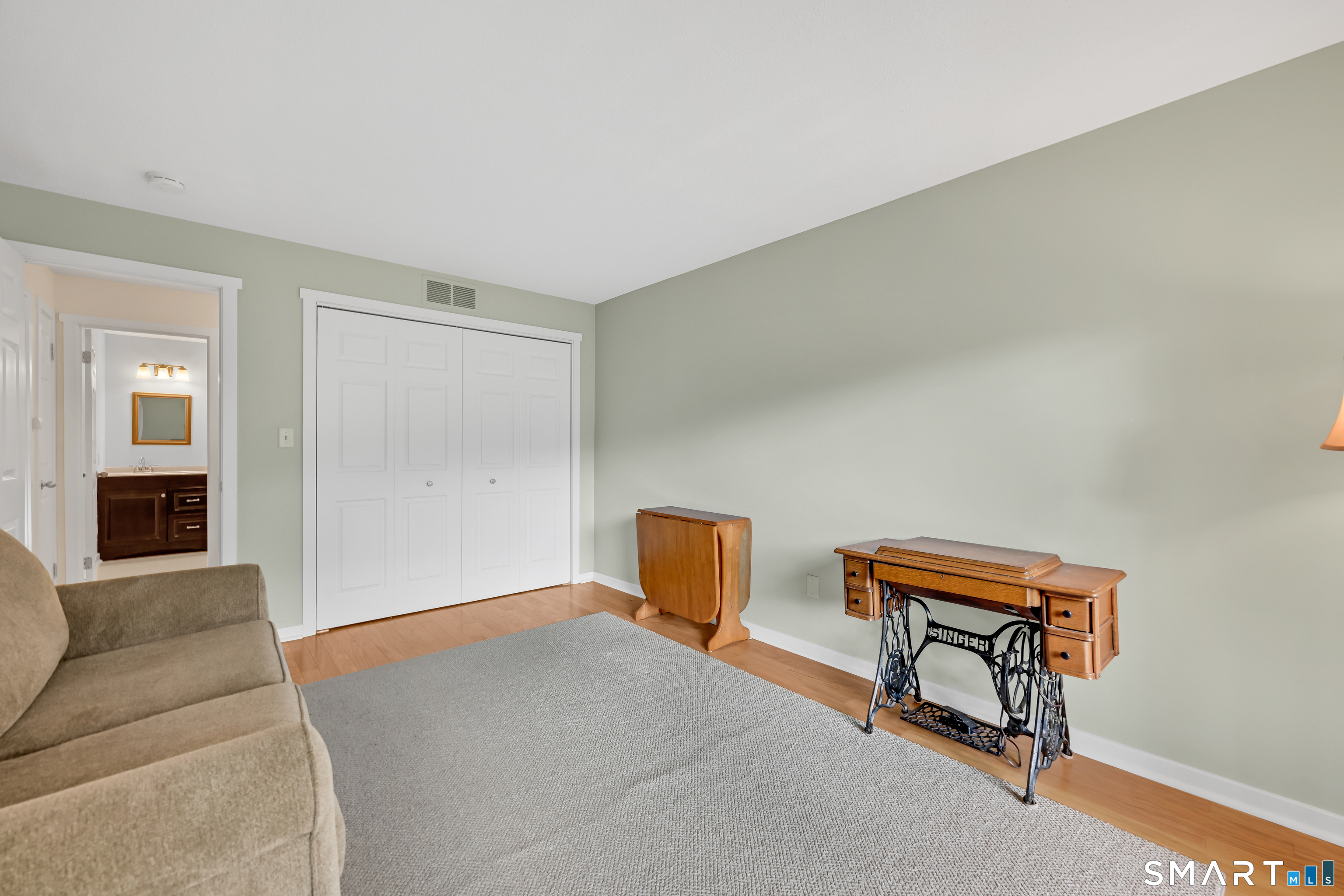 10 Hickory Hill Unit #10 photo 19