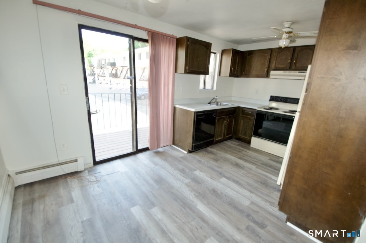839 Blackstone Village Unit #839 photo 6