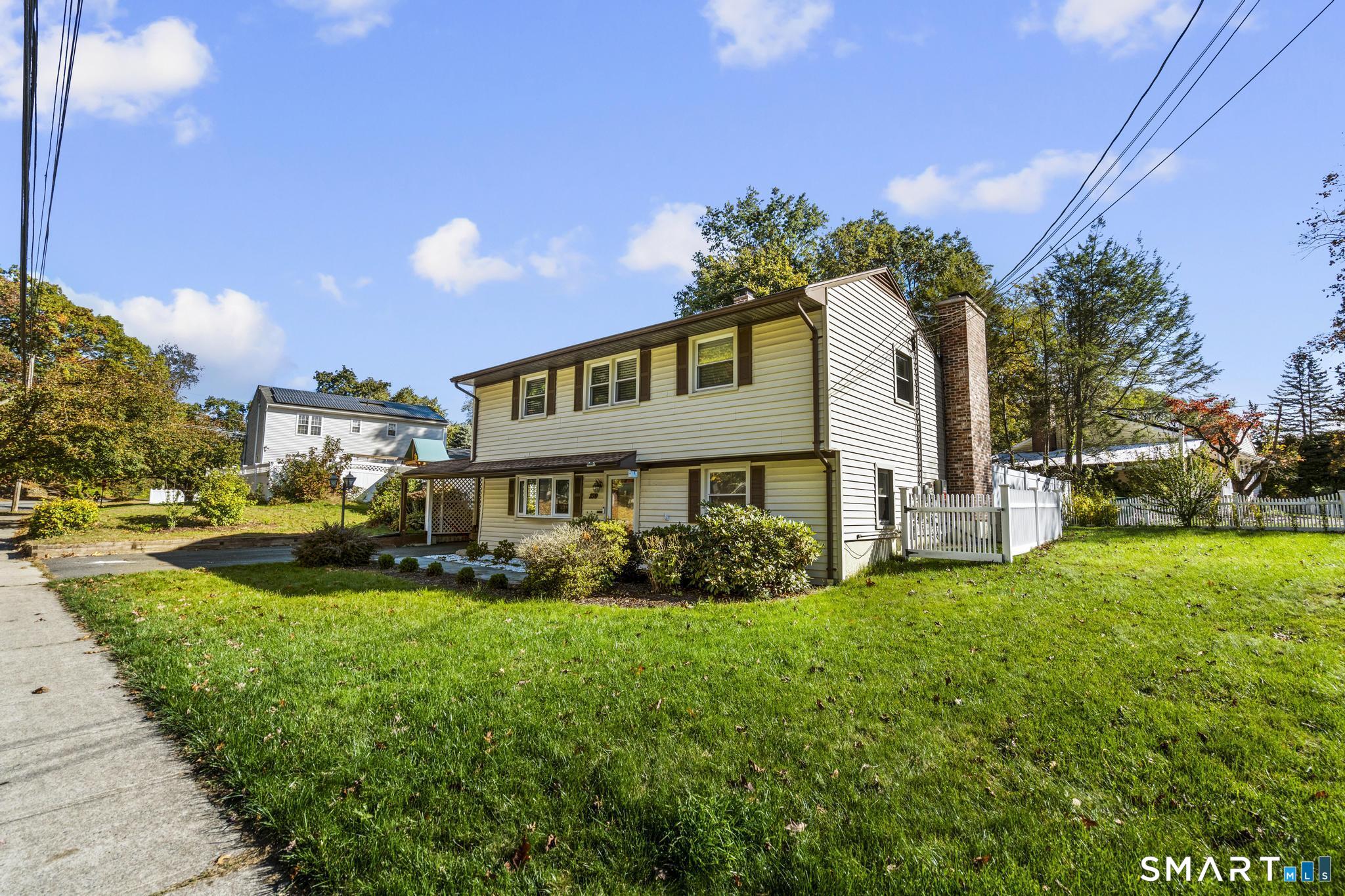270 Silver Lane photo 40