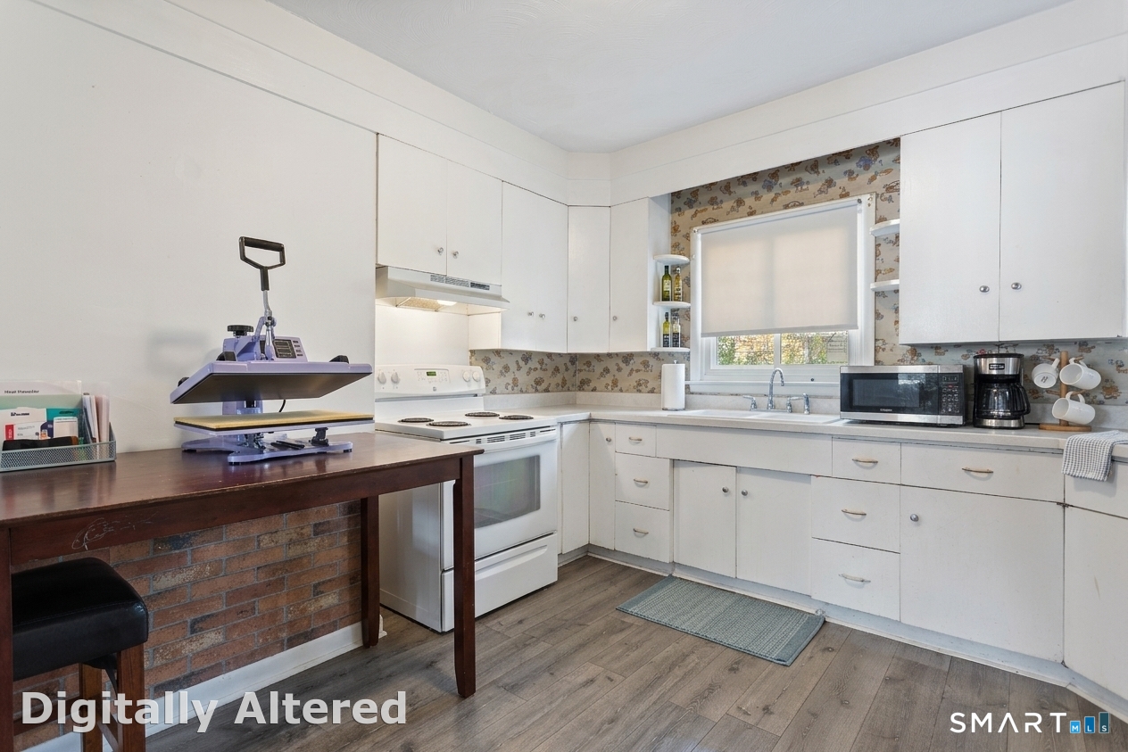 143 Elm Street photo 18