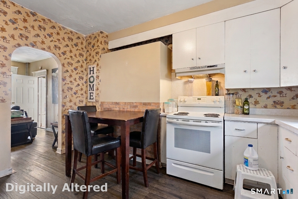 143 Elm Street photo 20