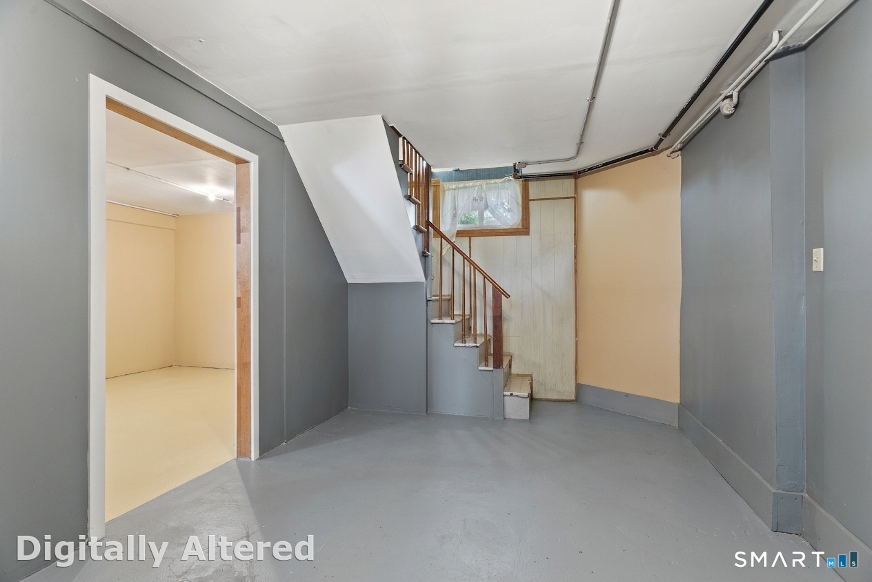 143 Elm Street photo 28