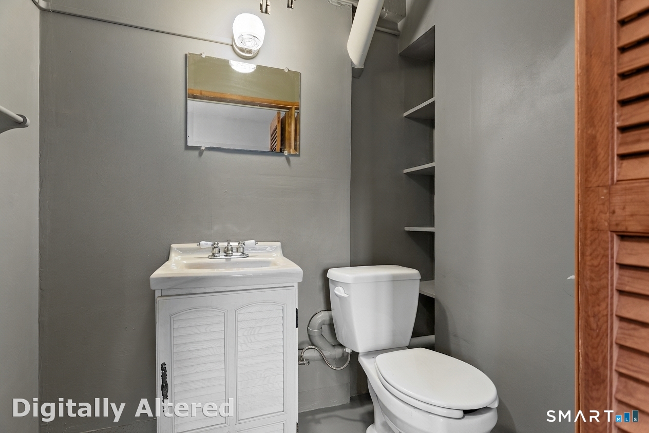 143 Elm Street photo 32