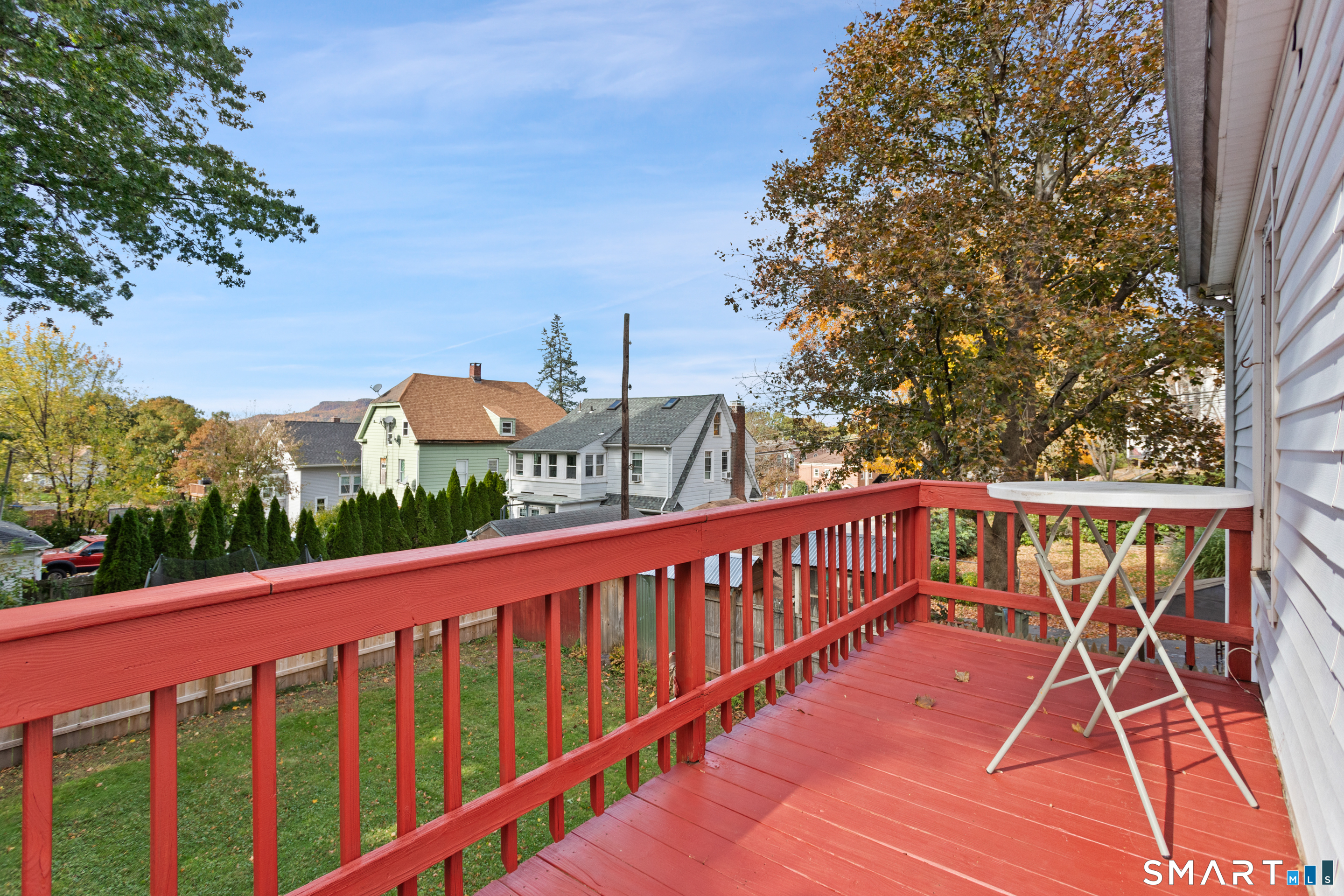 143 Elm Street photo 34