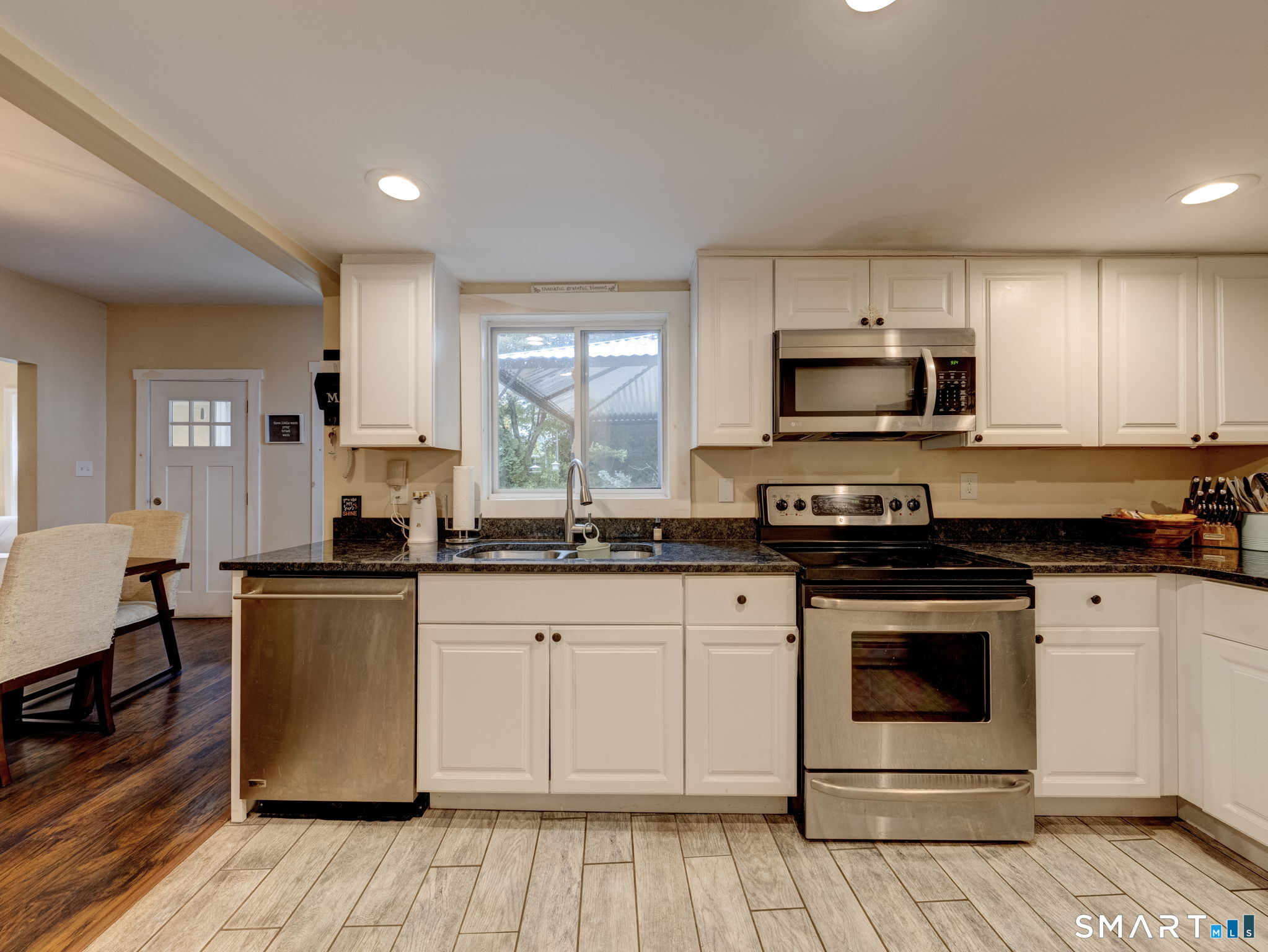 315 Divinity Street photo 22