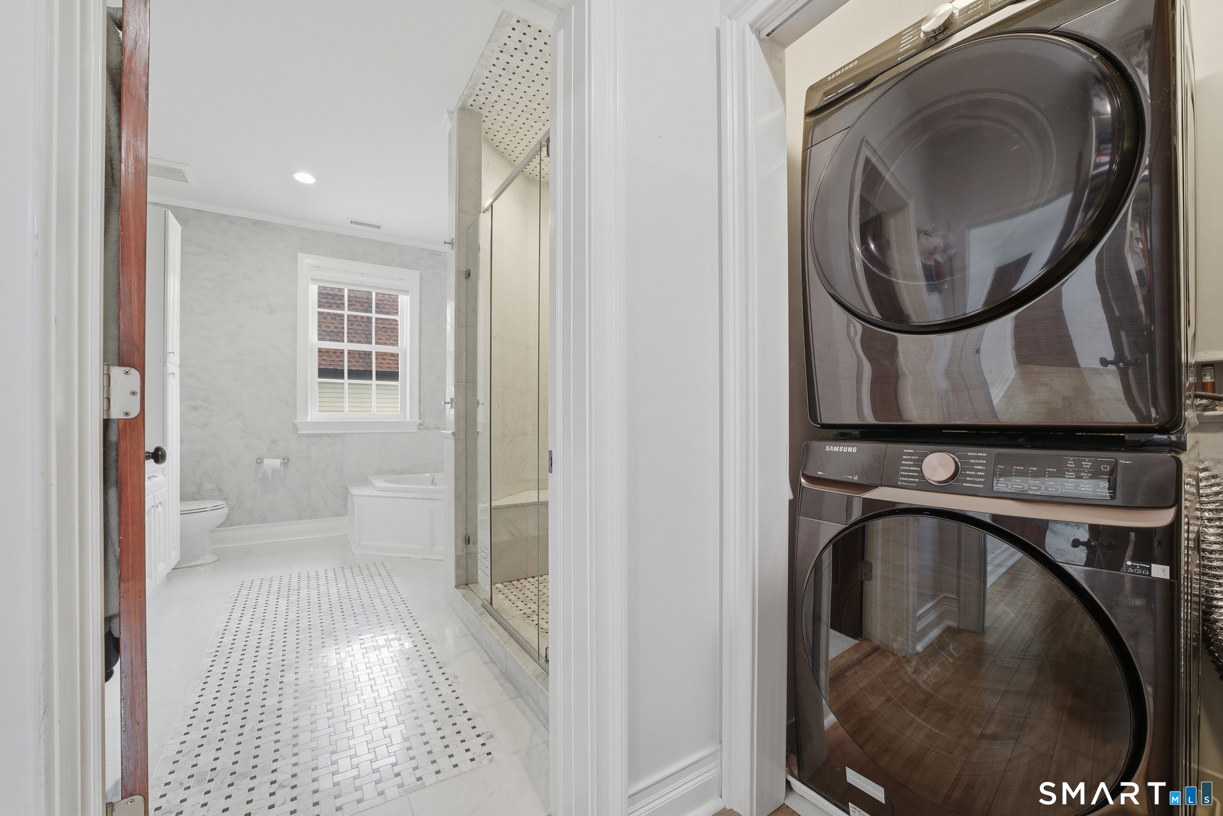 128 Van Buskirk Avenue — photo 14