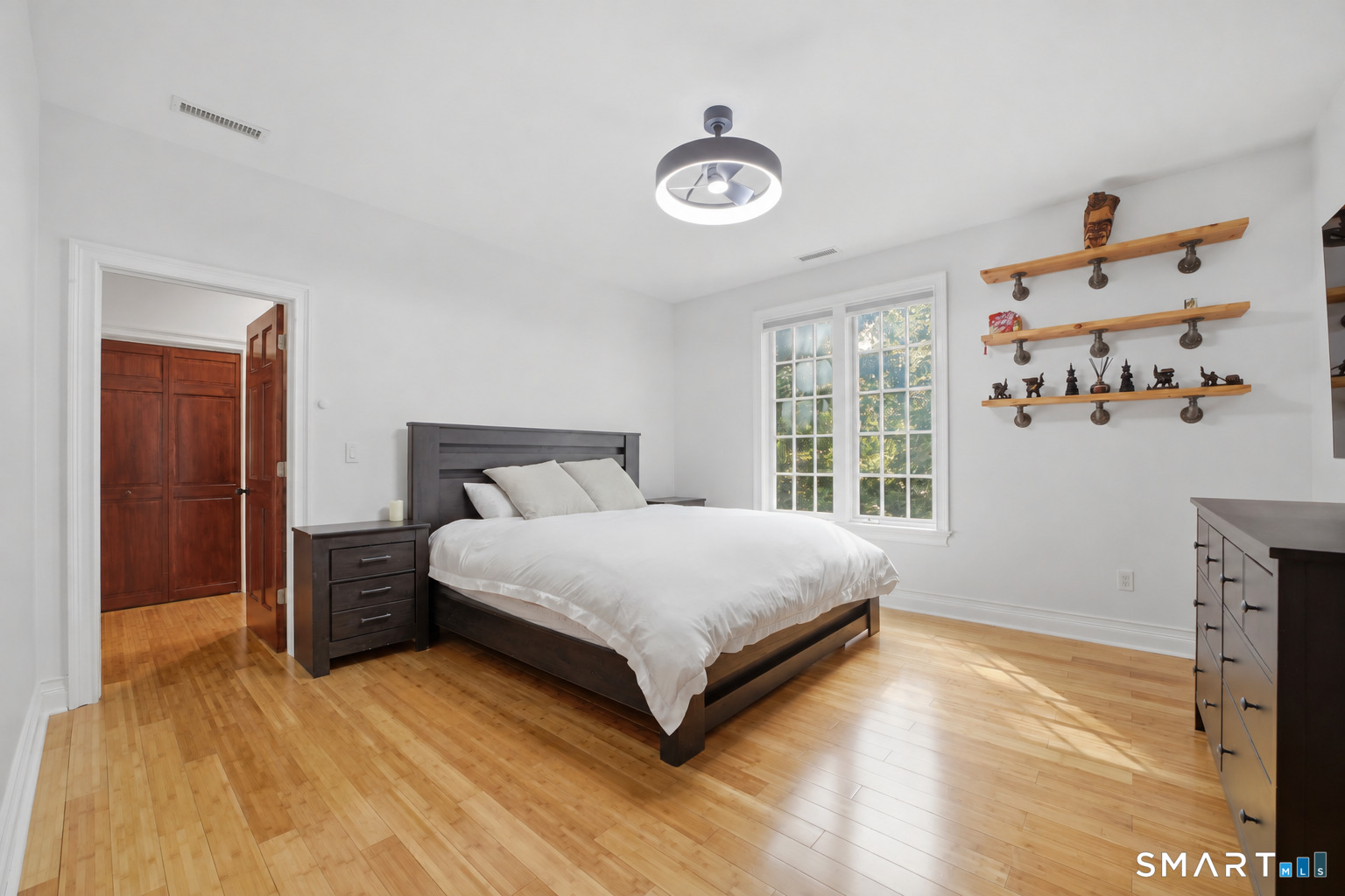 128 Van Buskirk Avenue — photo 11