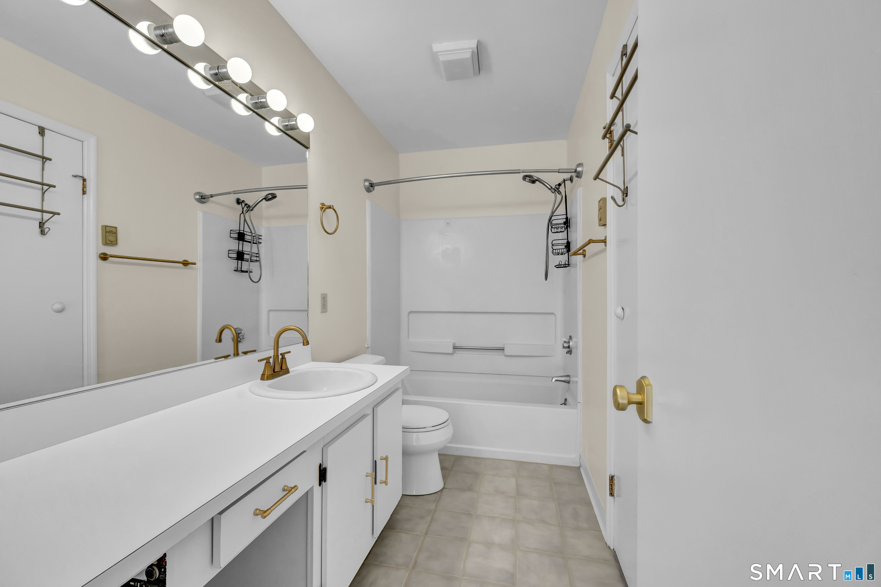 925 Oronoke Road Unit #14F photo 19