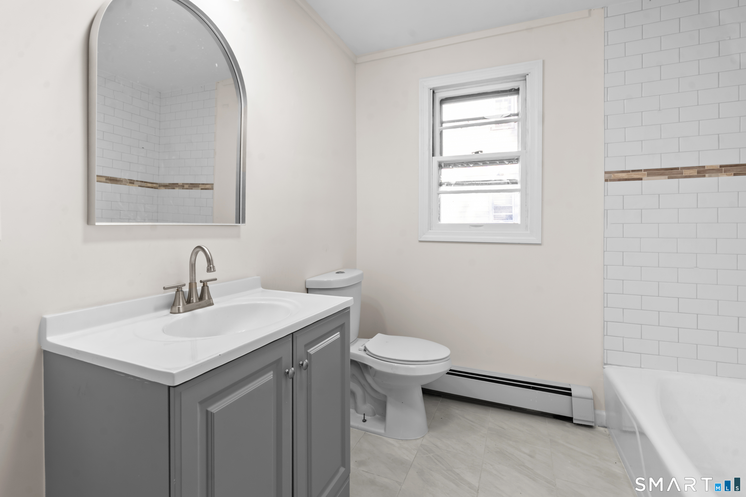 147 Trumbull Avenue photo 11