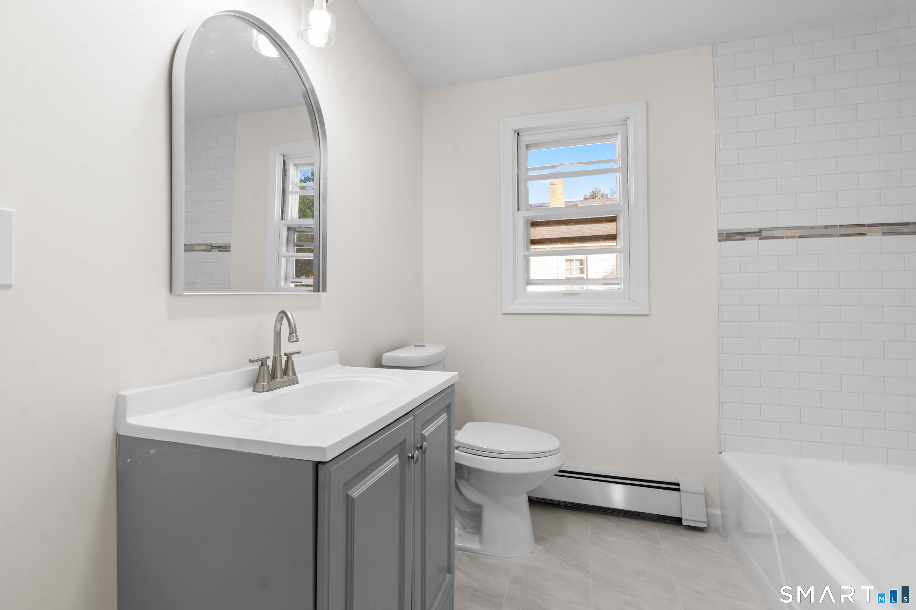 147 Trumbull Avenue photo 15