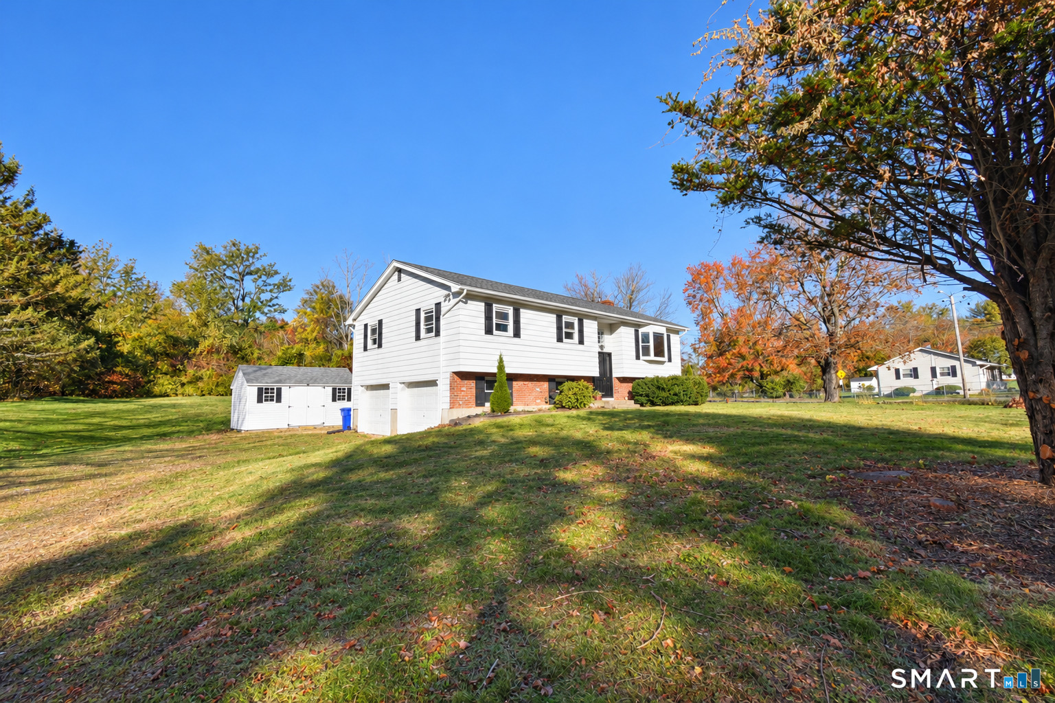 311 Torringford Street photo 20