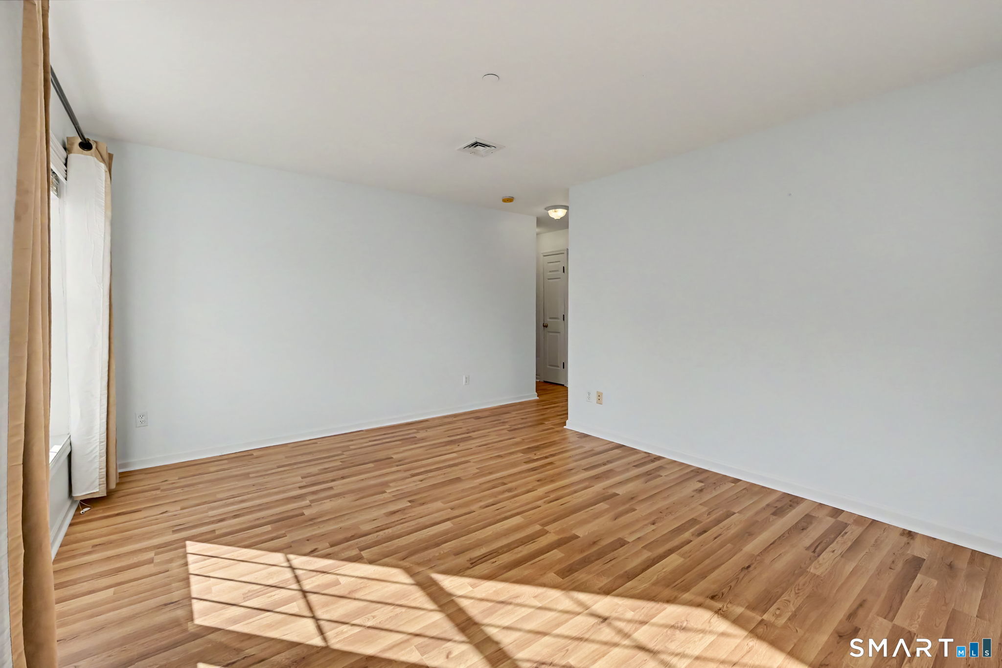 4 Lowe Street, Unit 203 — photo 14