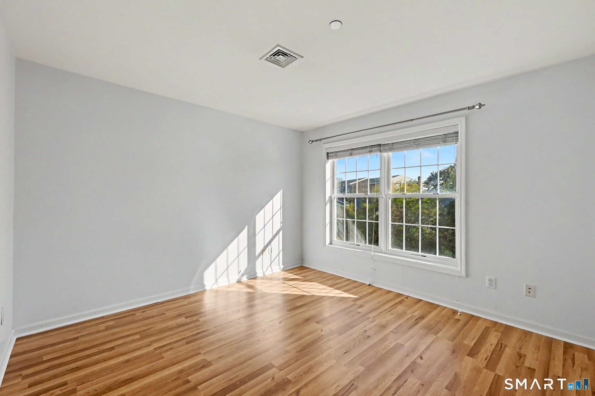 4 Lowe Street, Unit 203 — photo 20