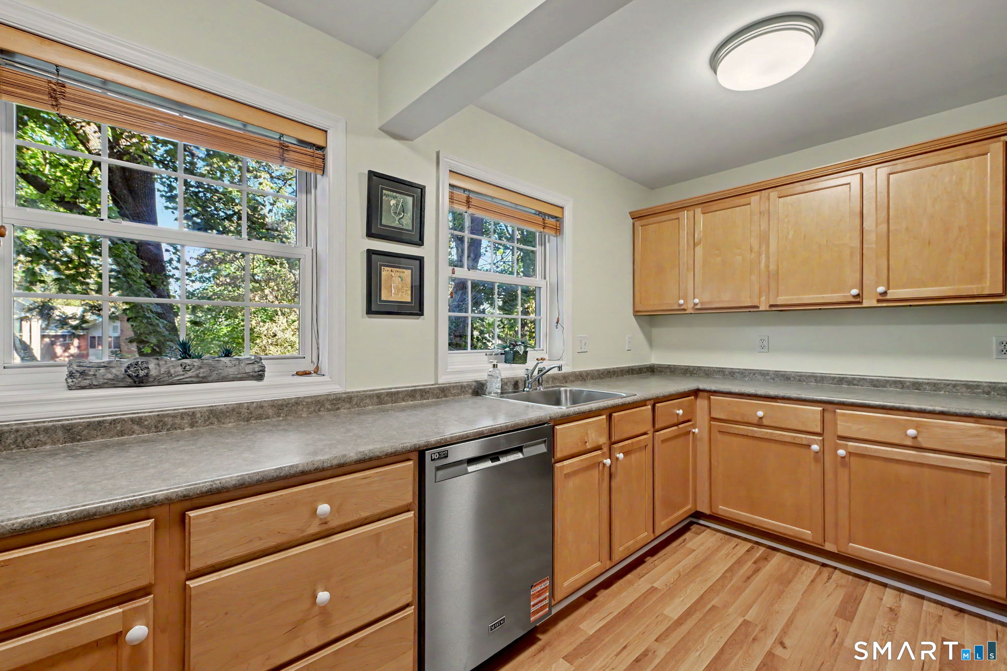 4 Lowe Street, Unit 203 — photo 10