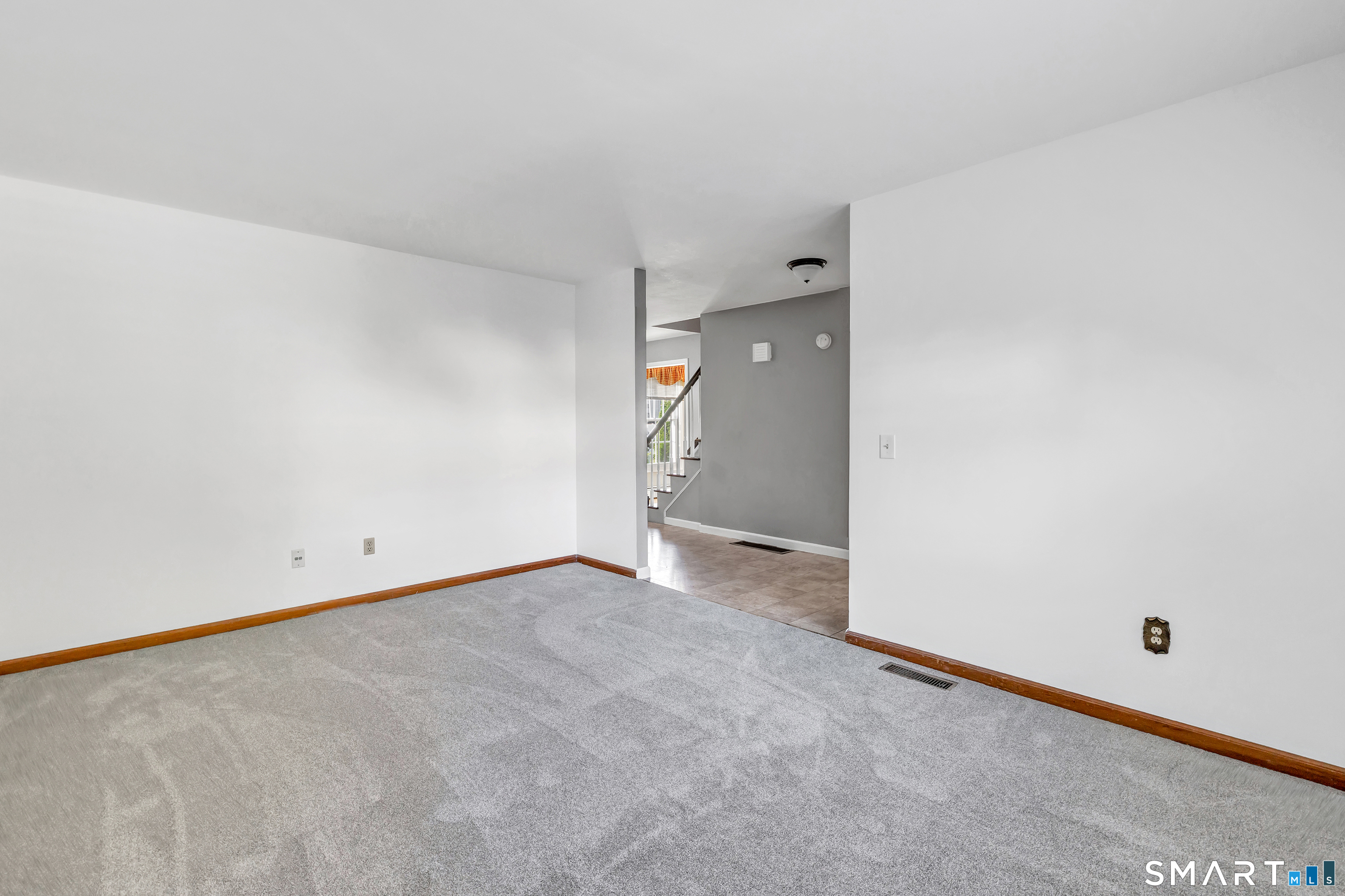 26 Dana Avenue photo 13