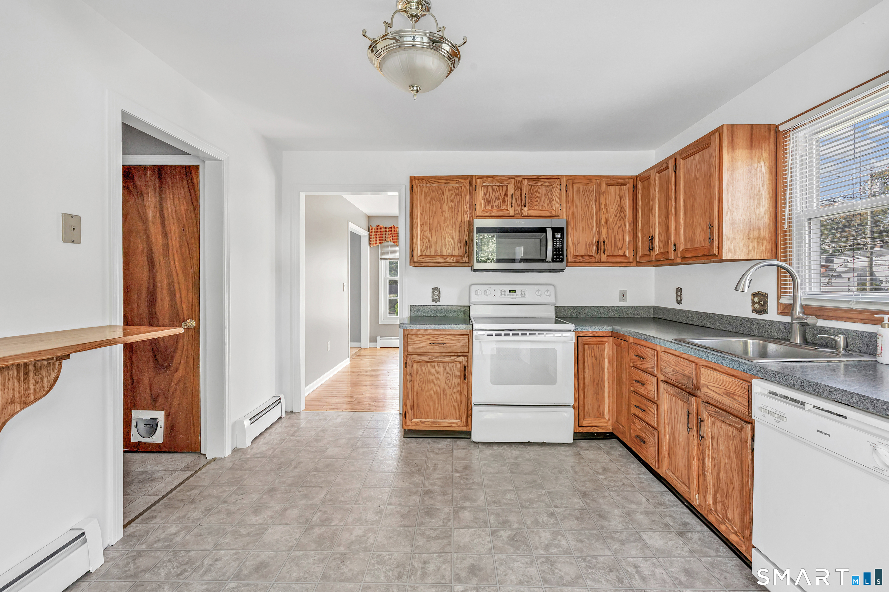 26 Dana Avenue photo 10
