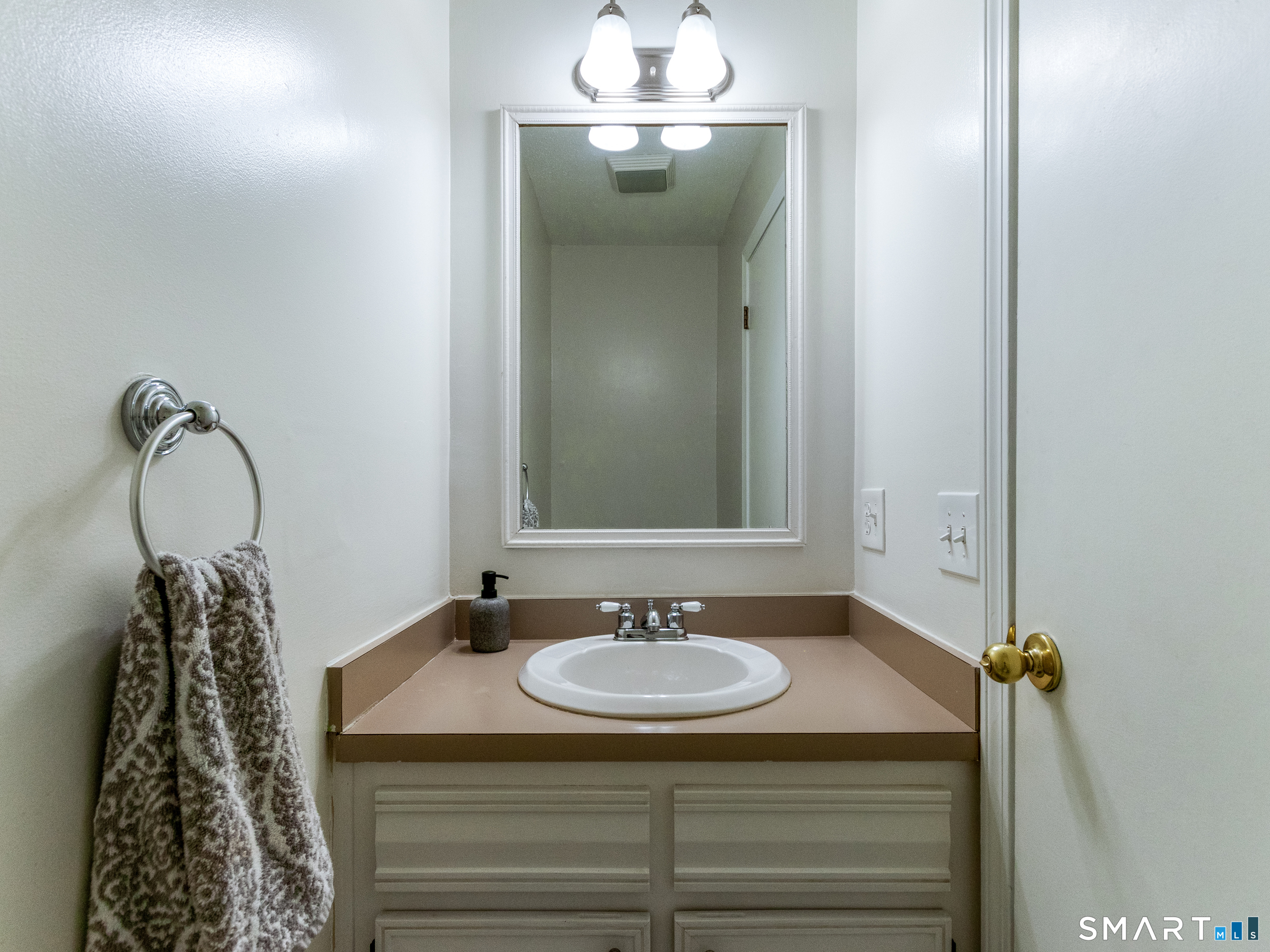 306 Monticello Drive Unit #306 photo 12