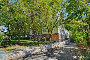 4 Lowe Street, Unit 203