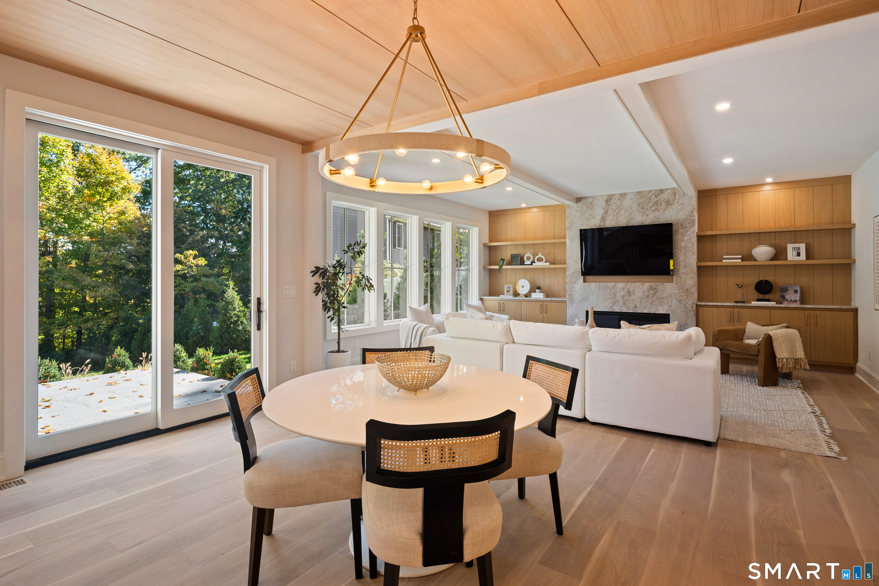 8 Hickory Drive photo 12