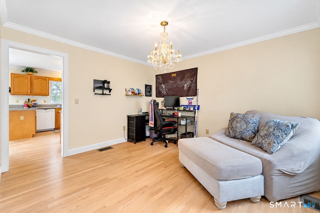 70 Cedar Lane photo 15