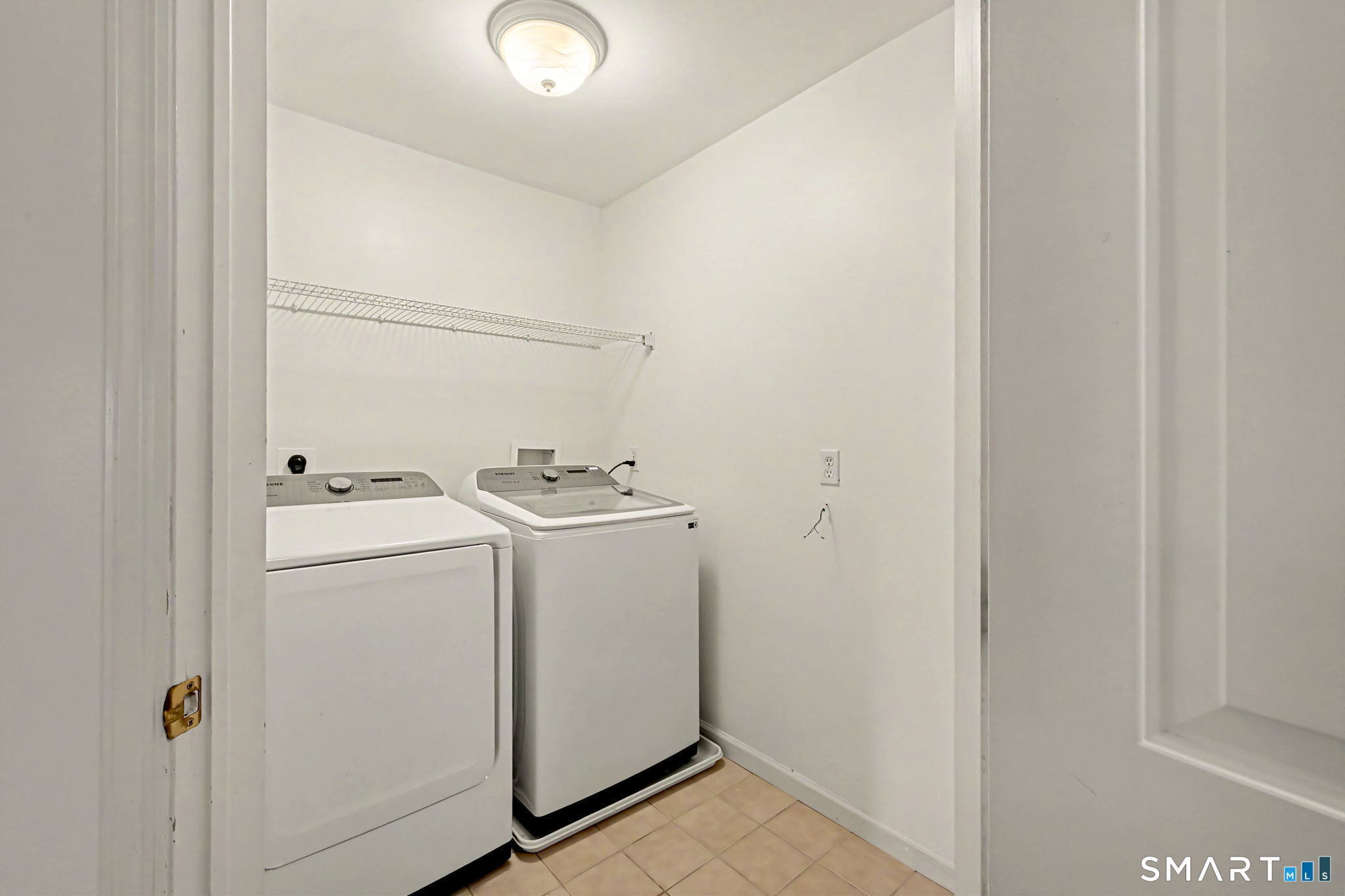 4 Lowe Street, Unit 203 — photo 25