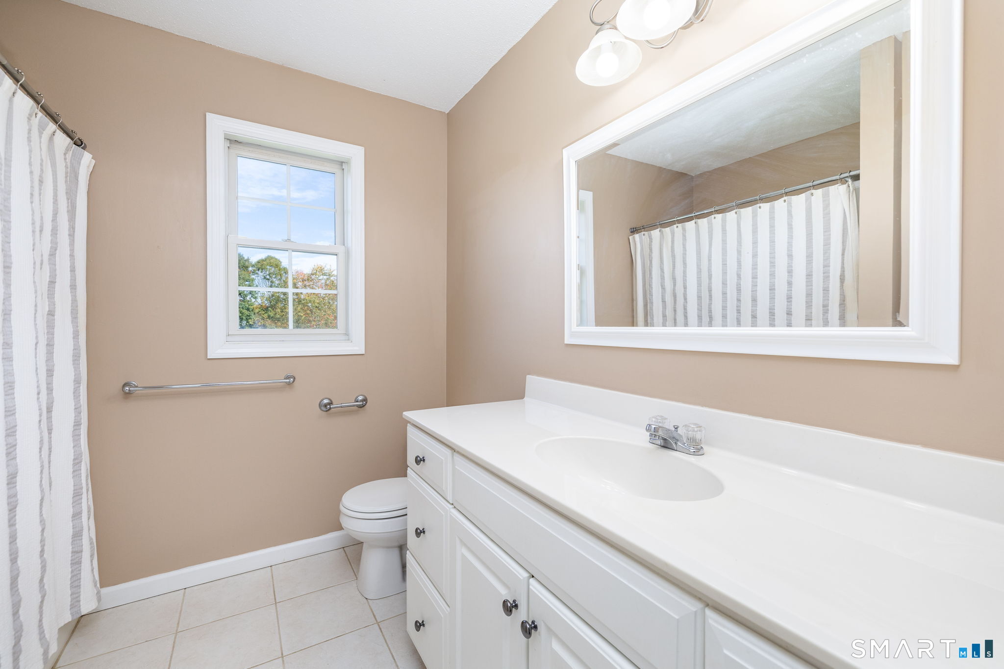 221 New London Road | Regency Real Estate