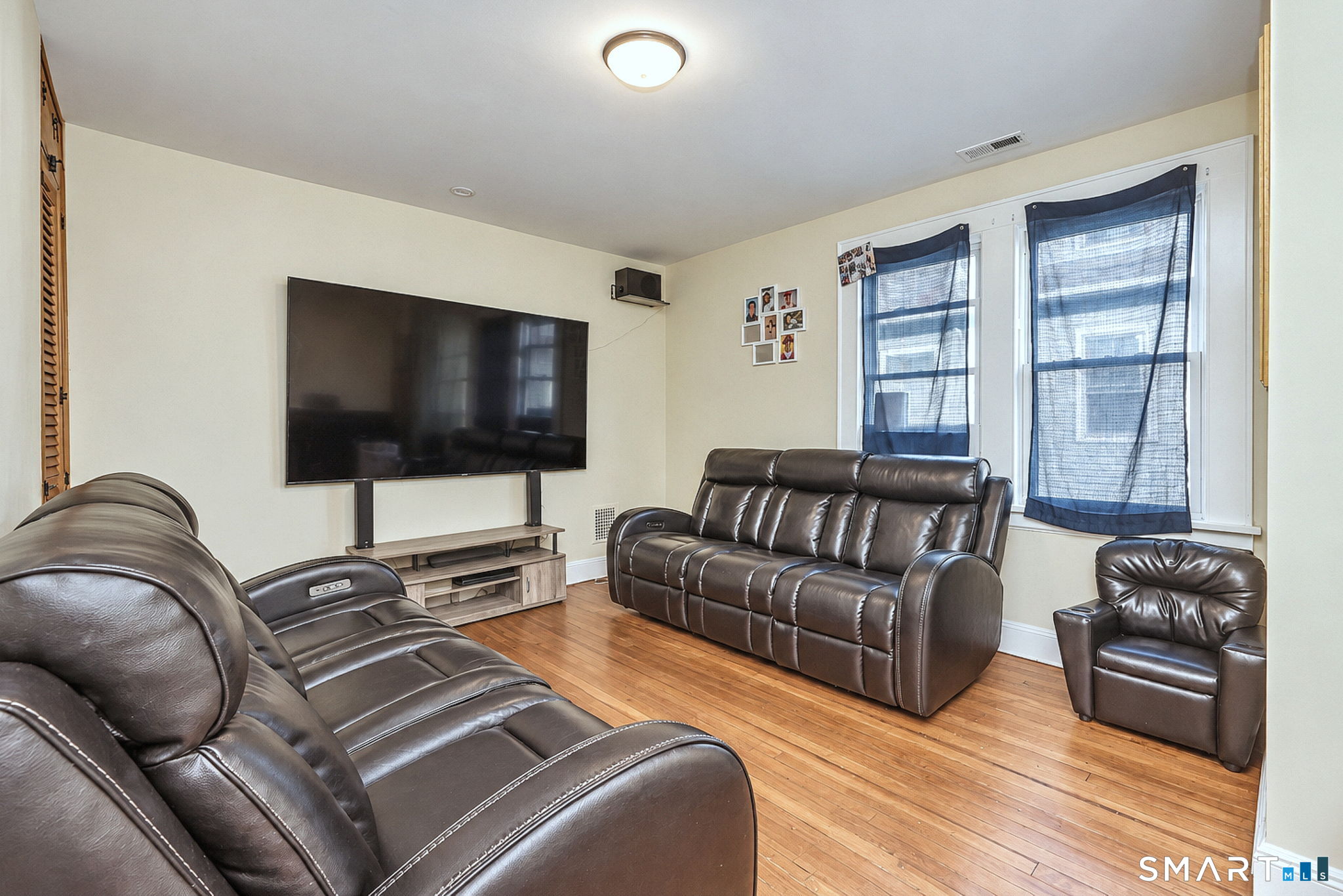 130 Horace Street photo 20