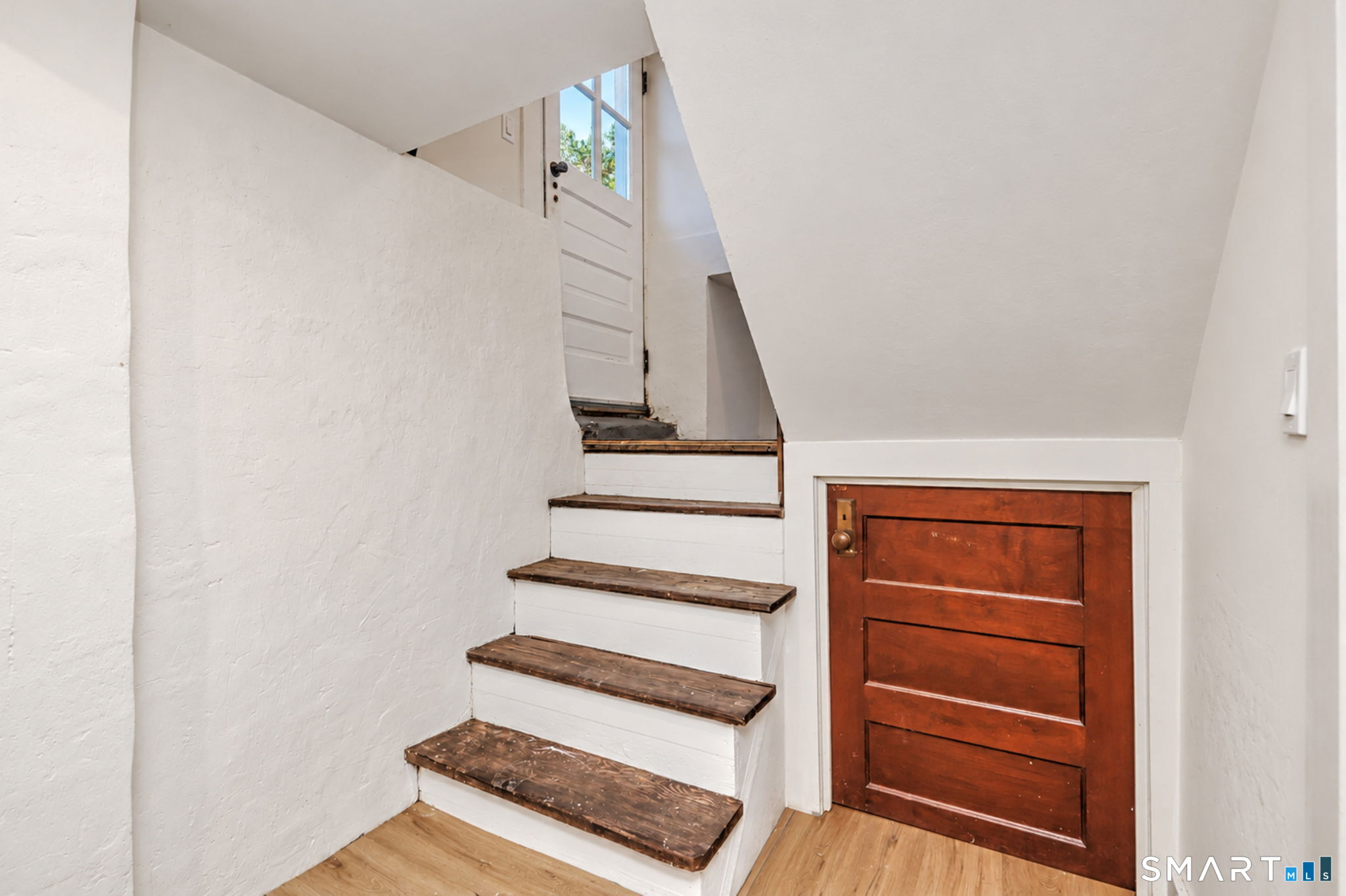 130 Horace Street photo 25