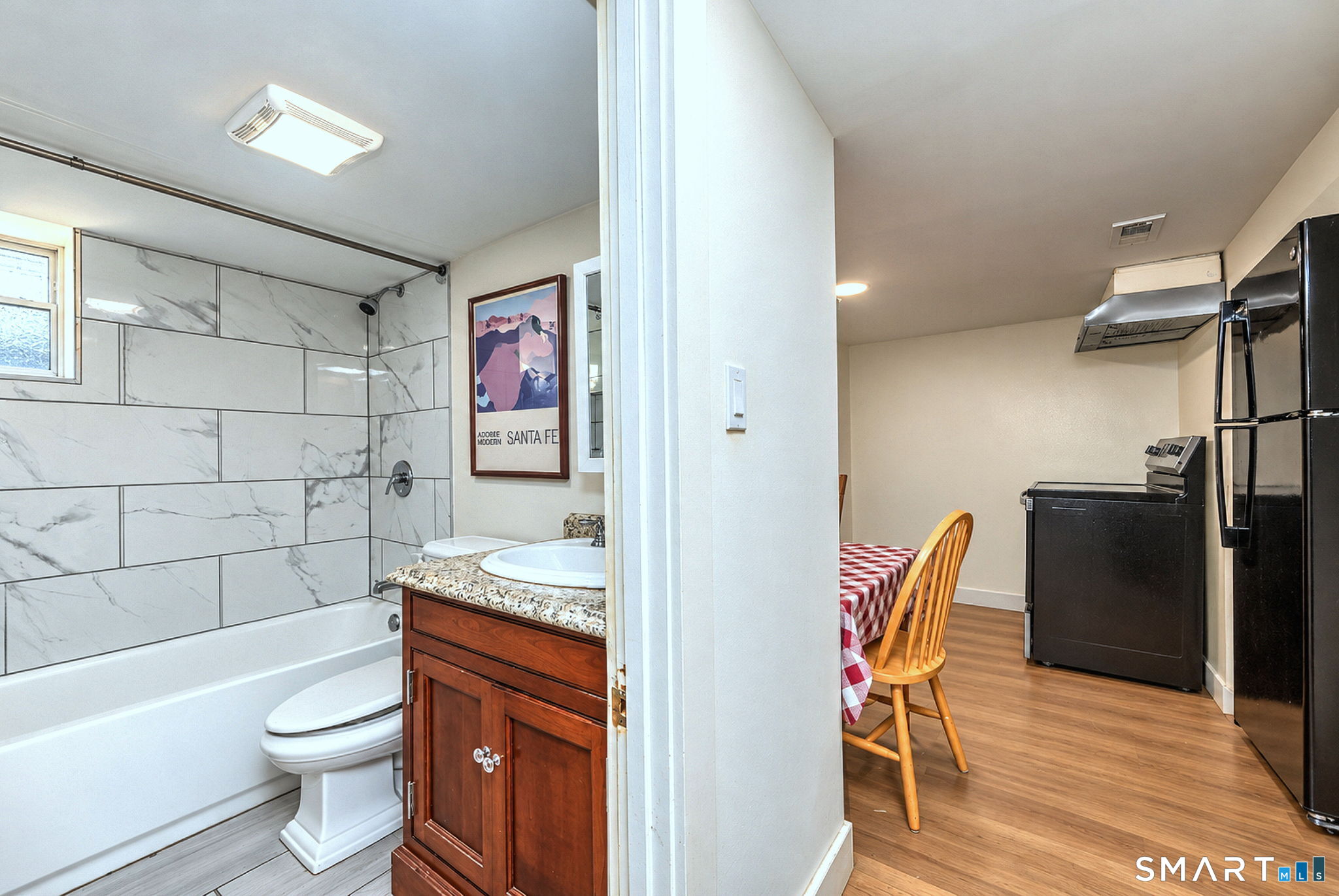 130 Horace Street photo 28