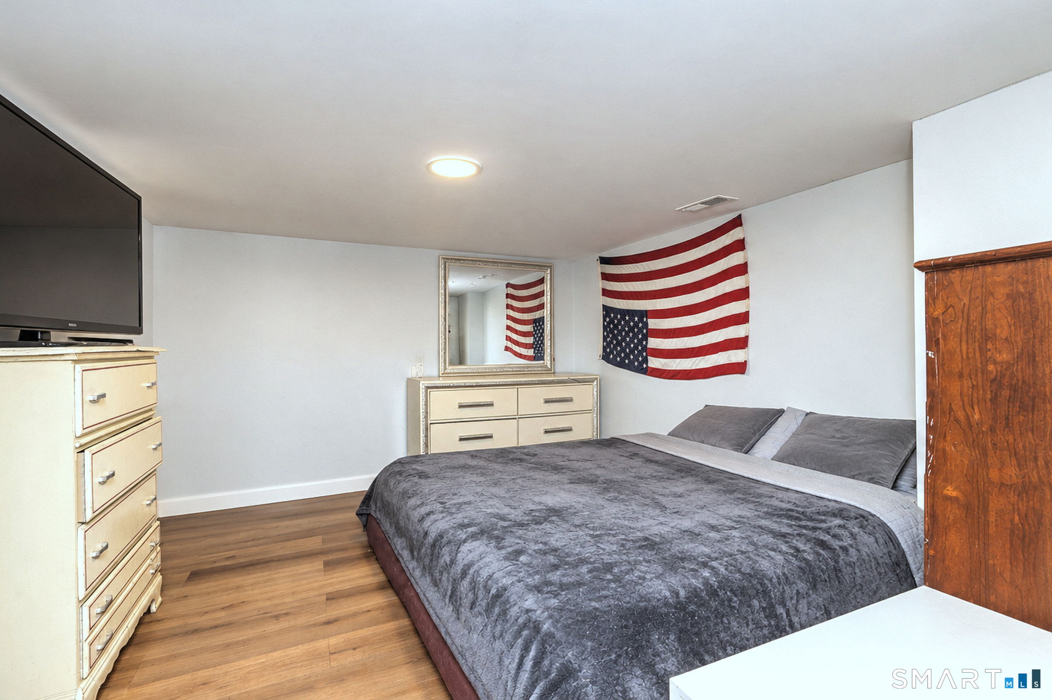 130 Horace Street photo 30