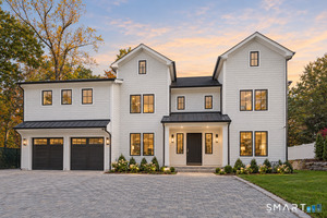 8 Hickory Drive