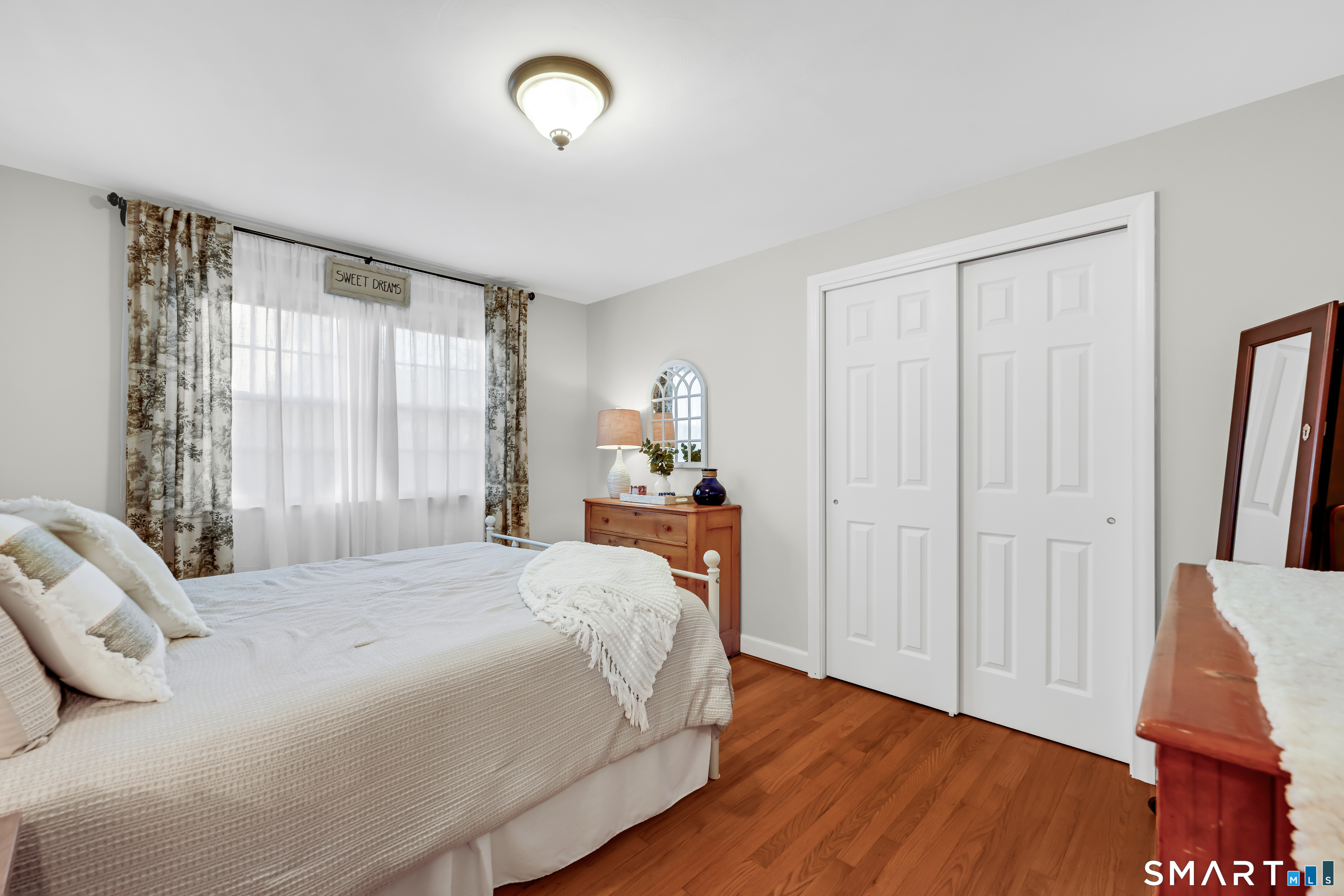 24 Dean Drive photo 11