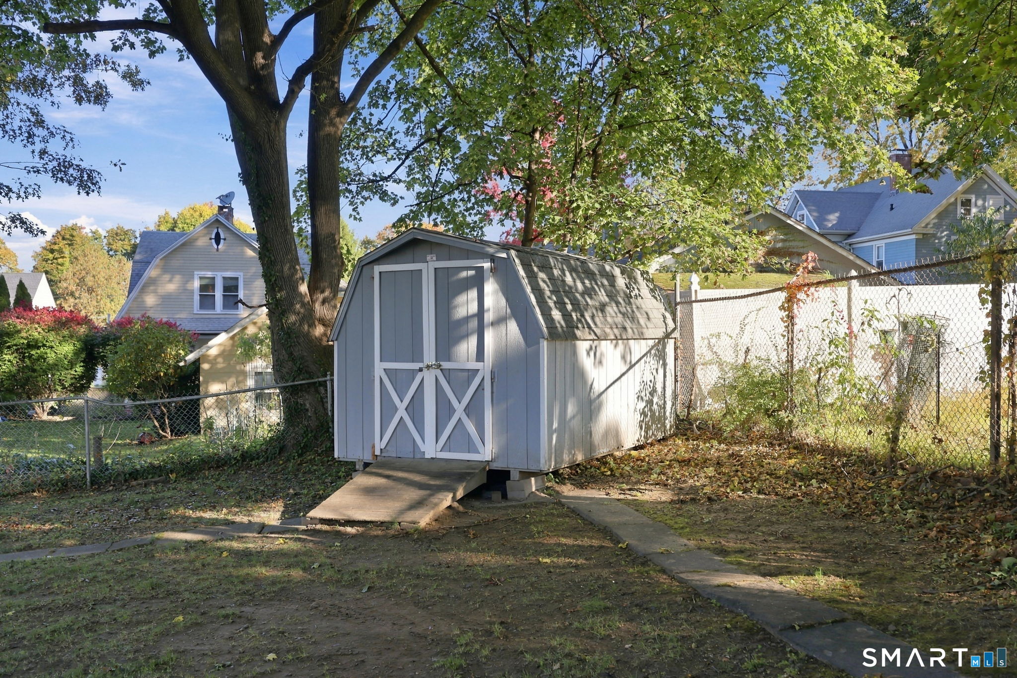 119 Woodland Street photo 40