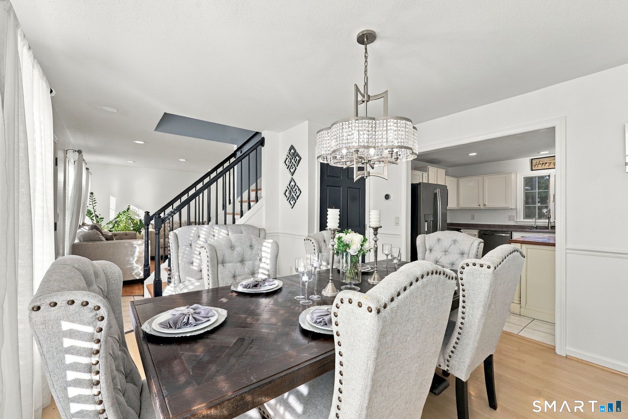119 Woodland Street photo 11