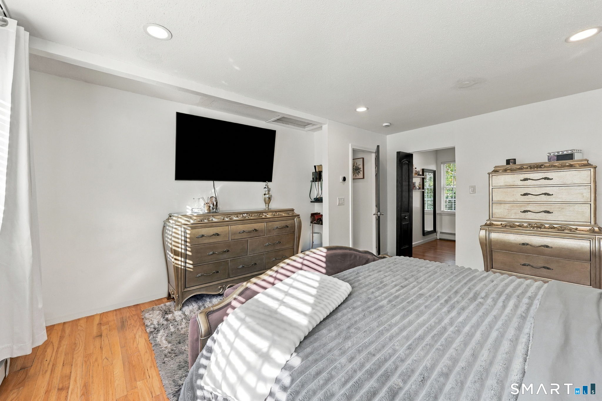 119 Woodland Street photo 18