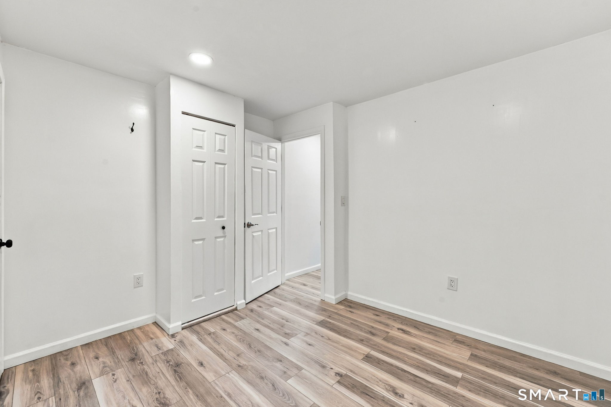119 Woodland Street photo 31