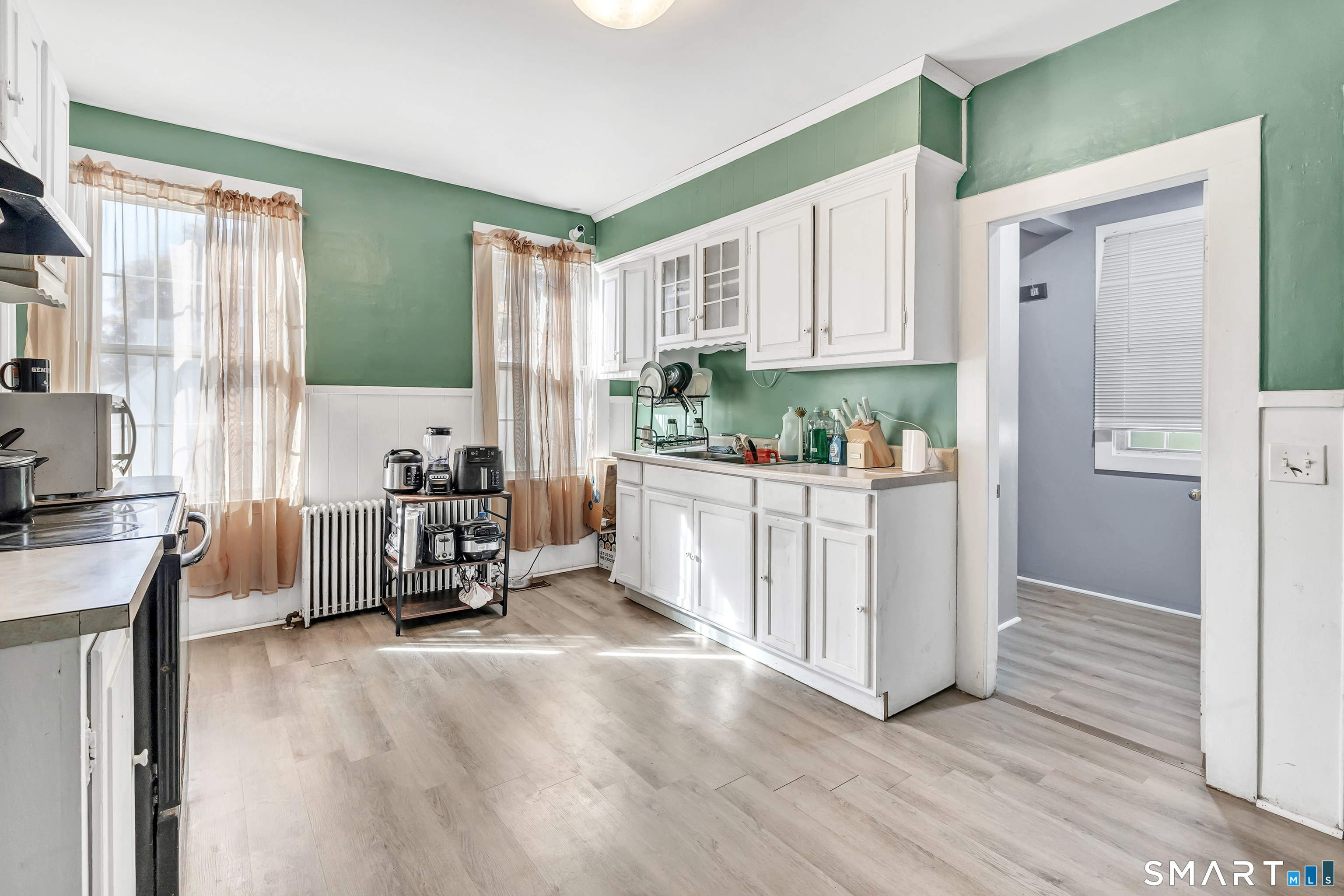 142 Gracey Avenue photo 10