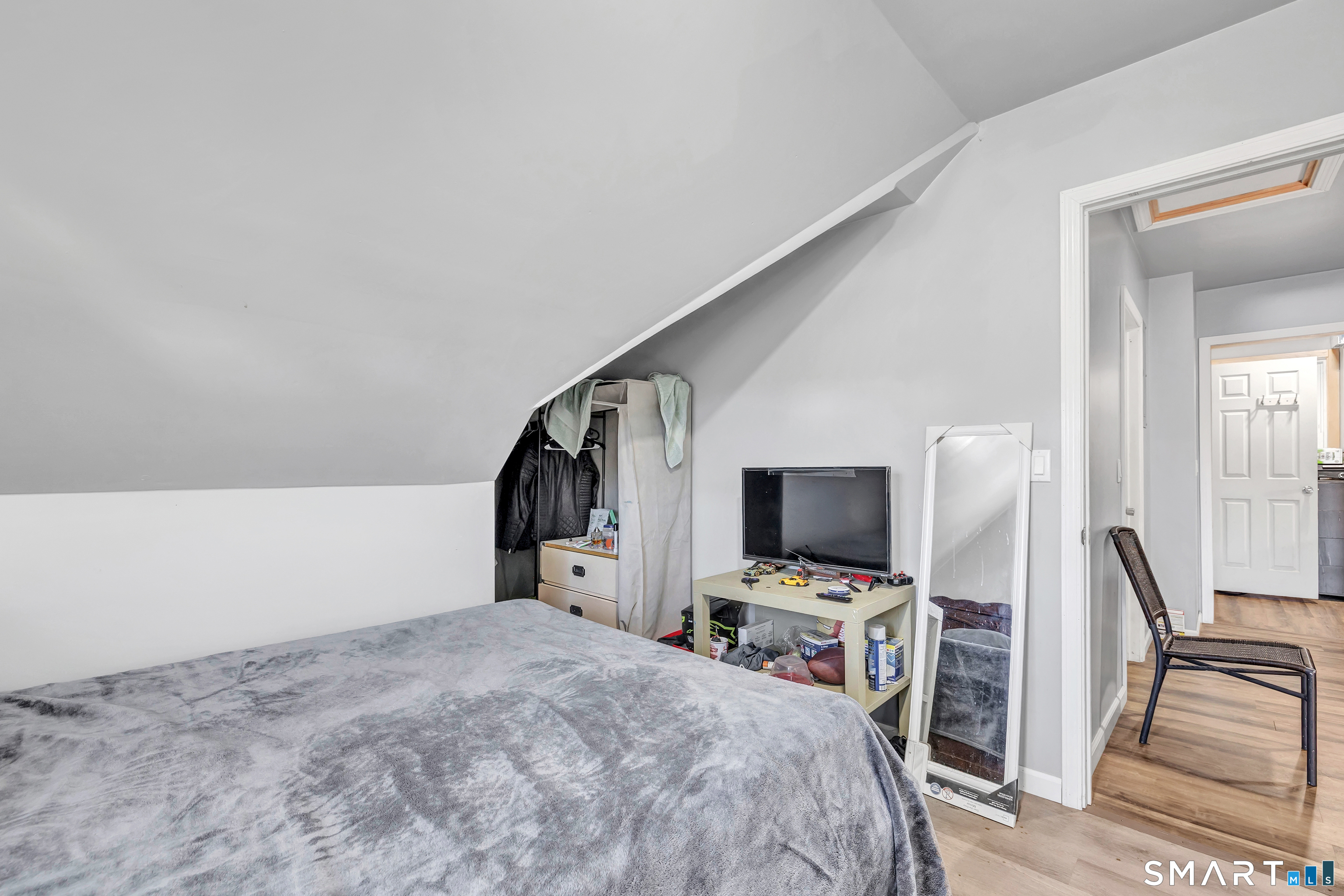 142 Gracey Avenue photo 38