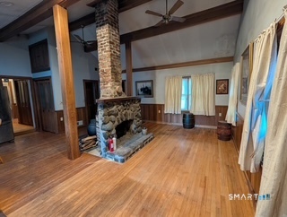 297 Flanders Road photo 6