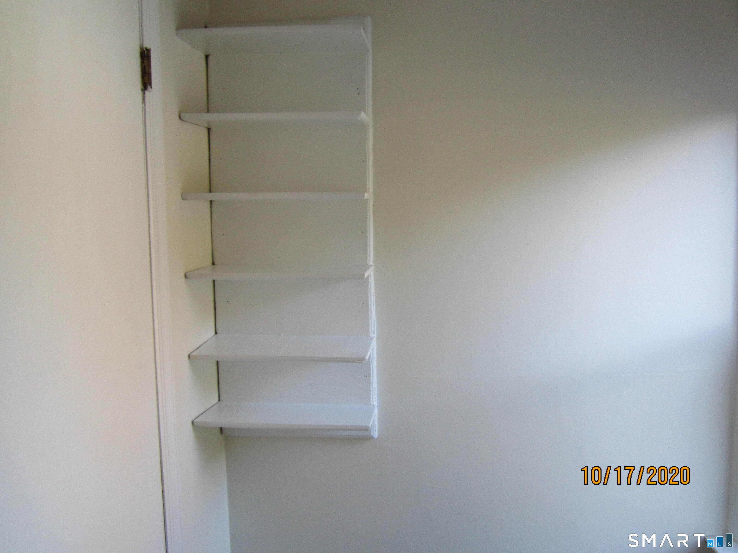 1085 Broad Street photo 9