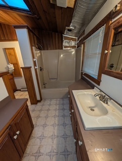 297 Flanders Road photo 7