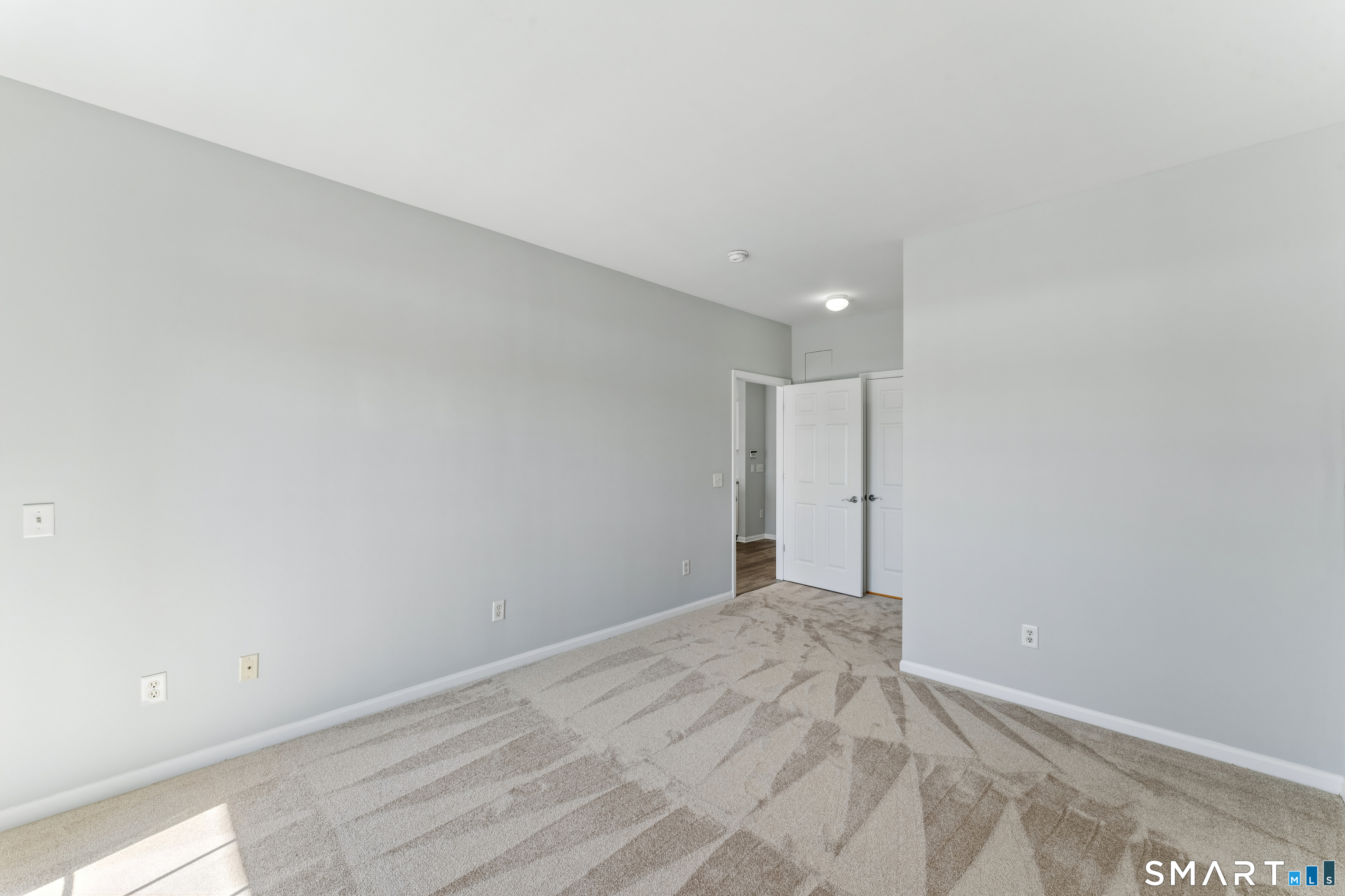850 East Main Street Unit #409 photo 9