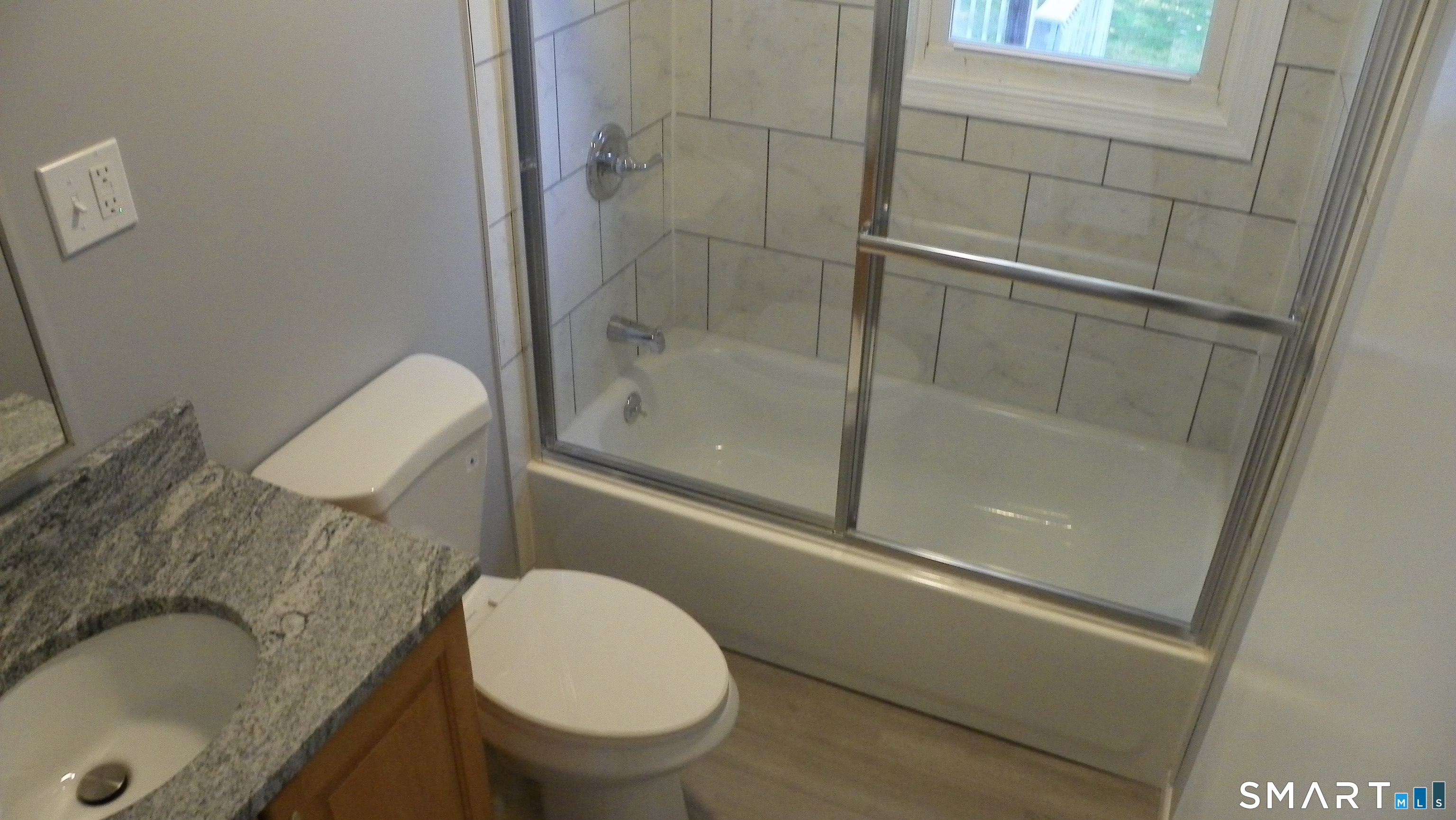 186 Alexander Road photo 18