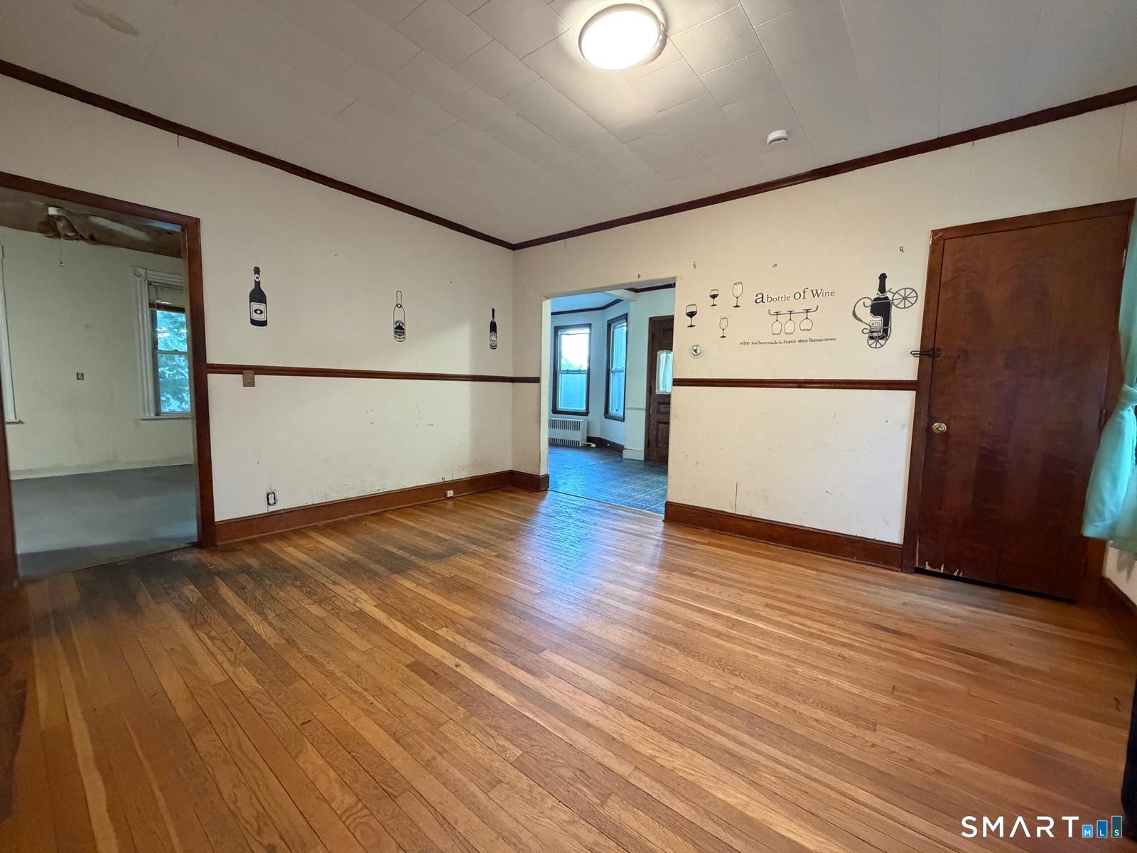 35 Edgehill Avenue photo 12