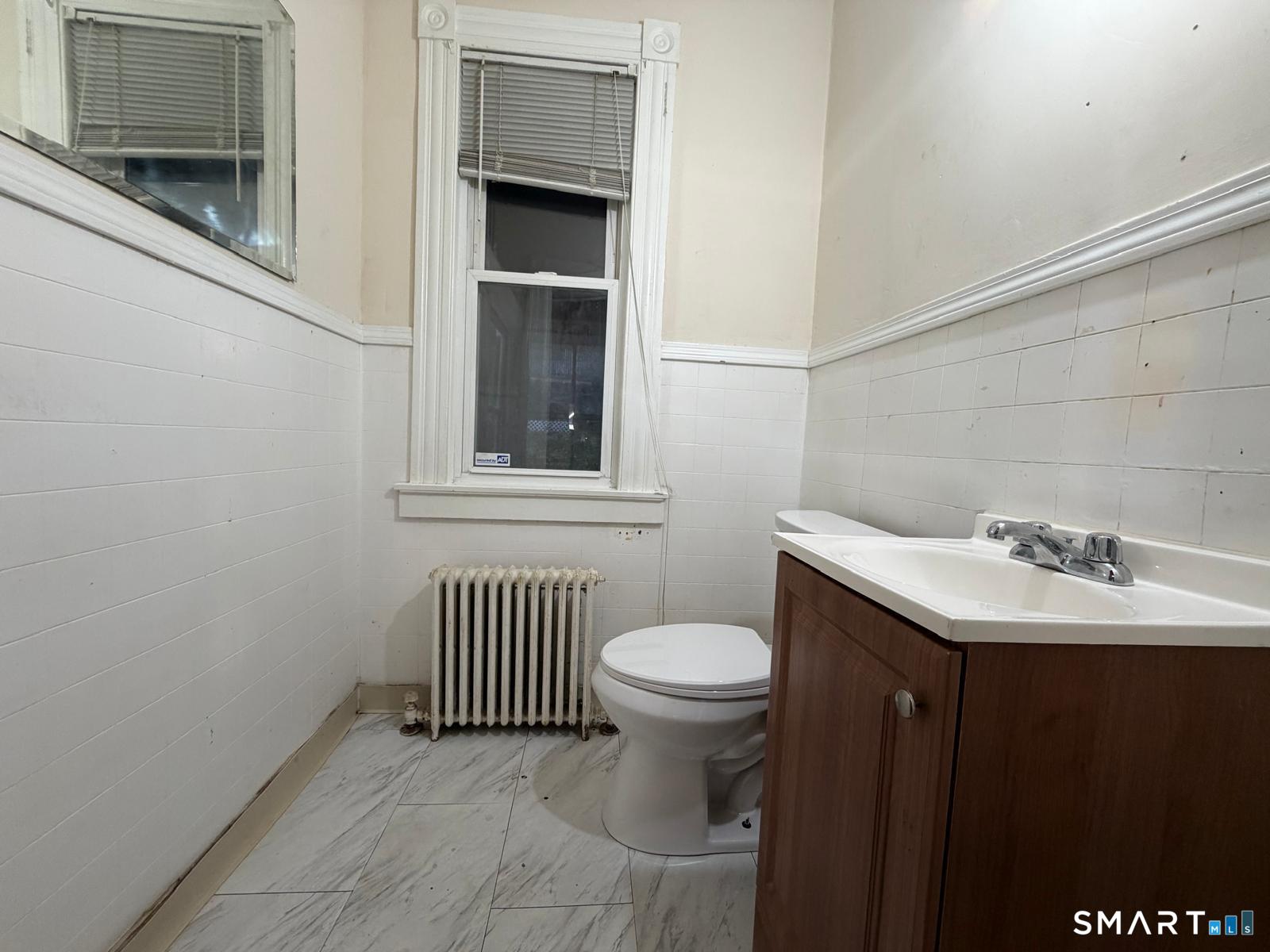 35 Edgehill Avenue photo 16